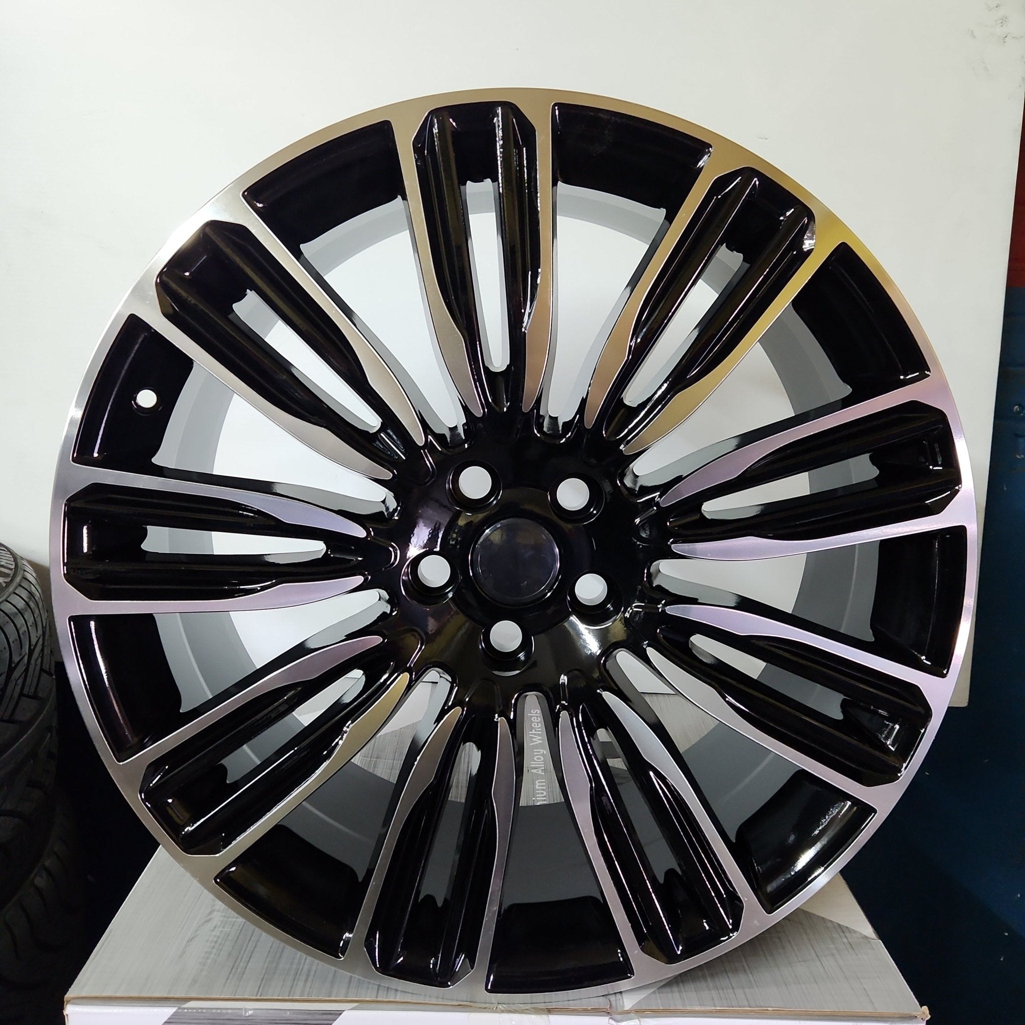 STYLE RL16 22X9.5 5X120 GLOSSB BLACK MACHINED FACE - Gun Hill Tire House (WTW - WHOLESALE TIRES & WHEELS)