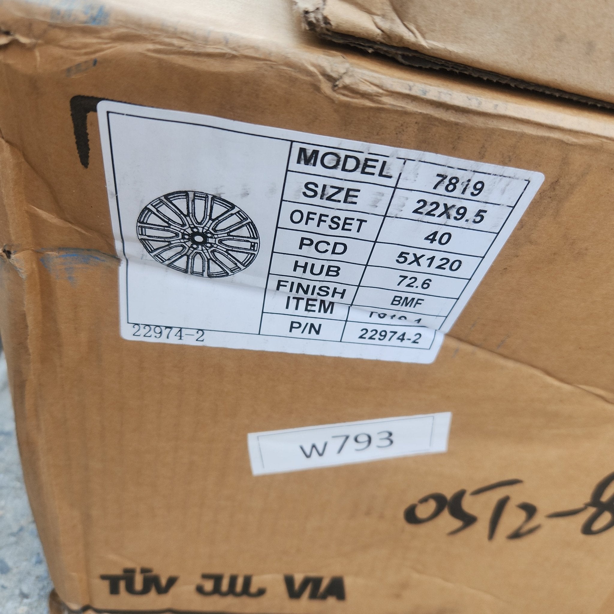 W793 22X9.5 5X120 BLACK MACHINED FACE - Gun Hill Tire House (WTW - WHOLESALE TIRES & WHEELS)