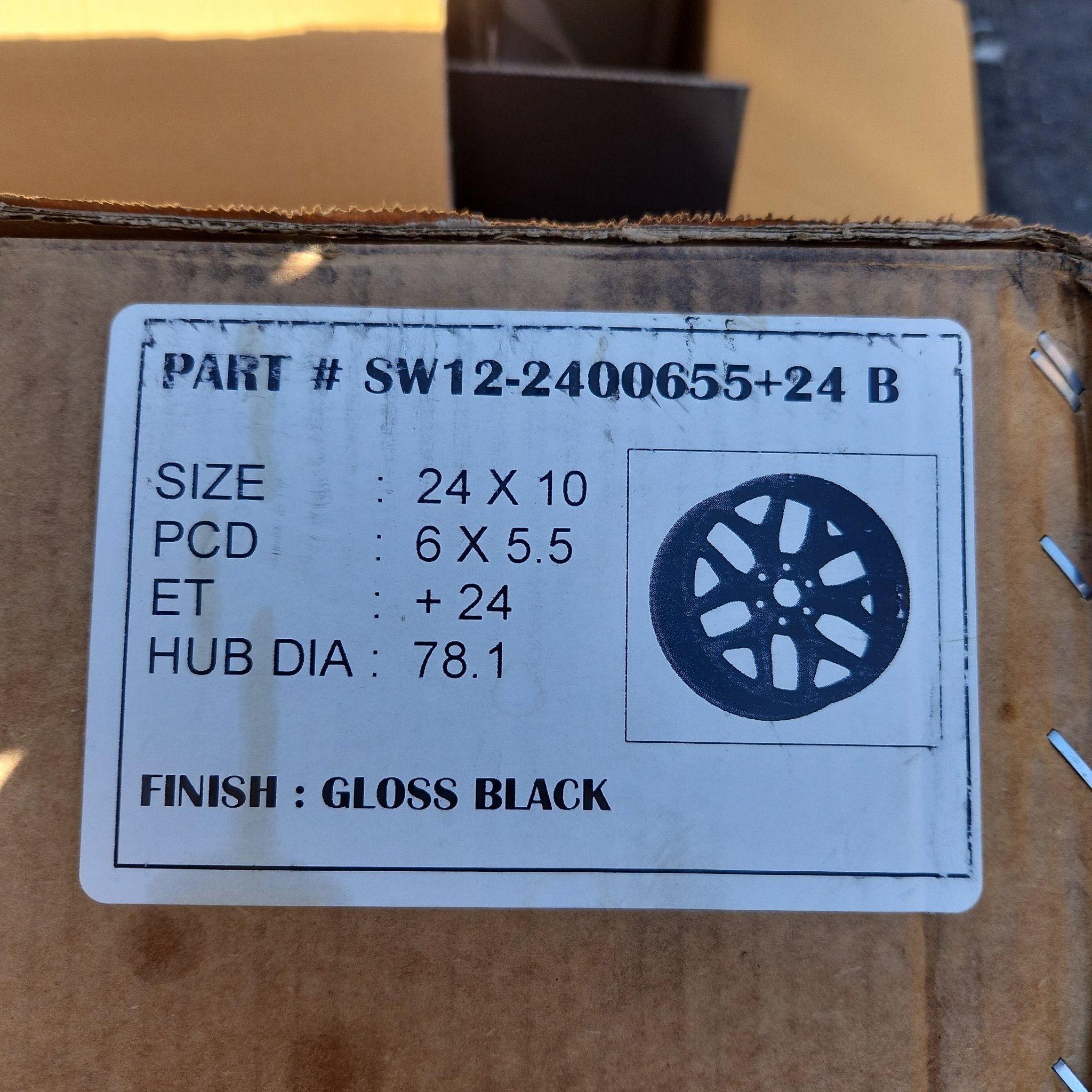 SW12 24X10 6X139.7 GLOSS BLACK - Gun Hill Tire House (WTW - WHOLESALE TIRES & WHEELS)