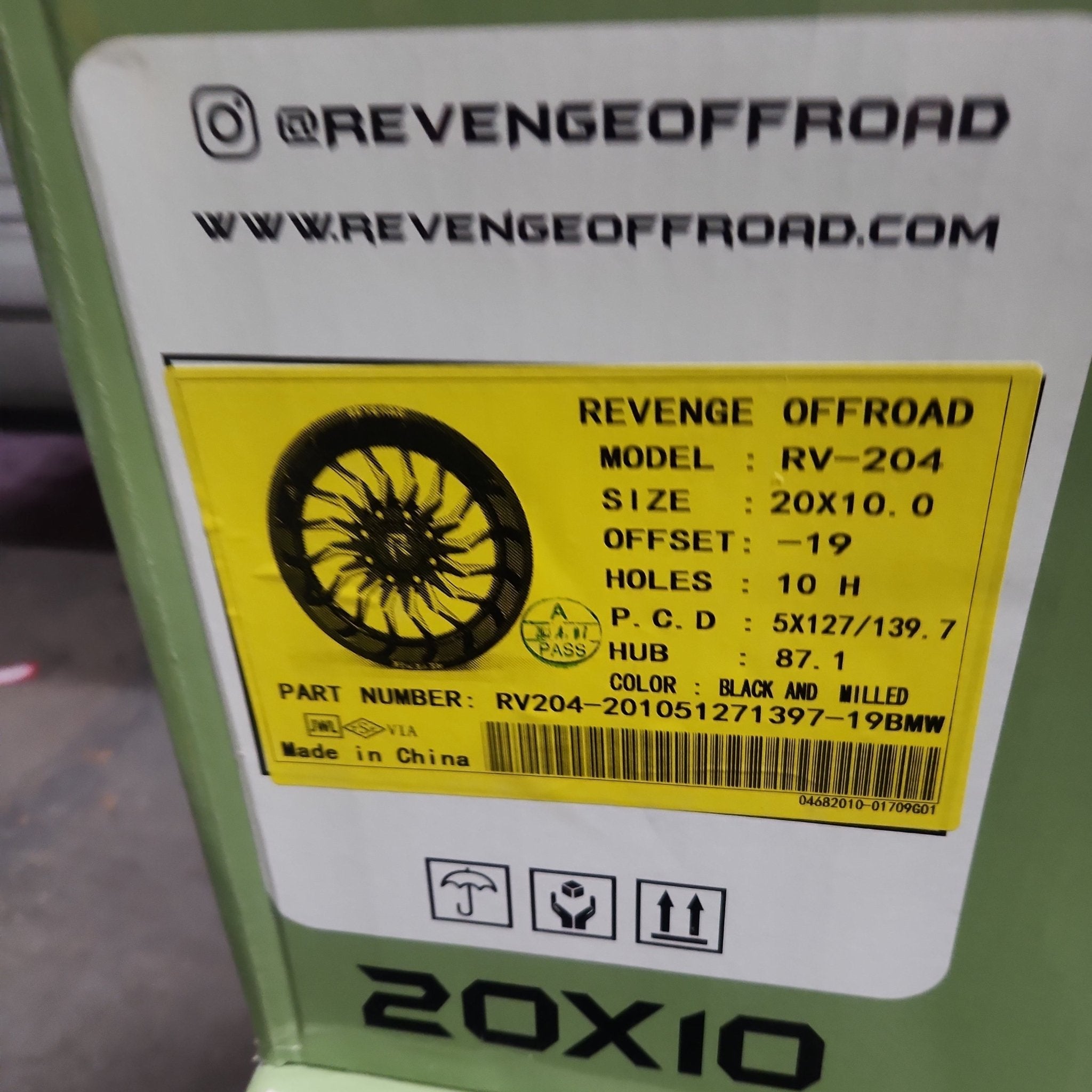 REVENGE RV - 204 20X10 5X127 5X139.7 BLACK AND MILLED - Gun Hill Tire House (WTW - WHOLESALE TIRES & WHEELS)