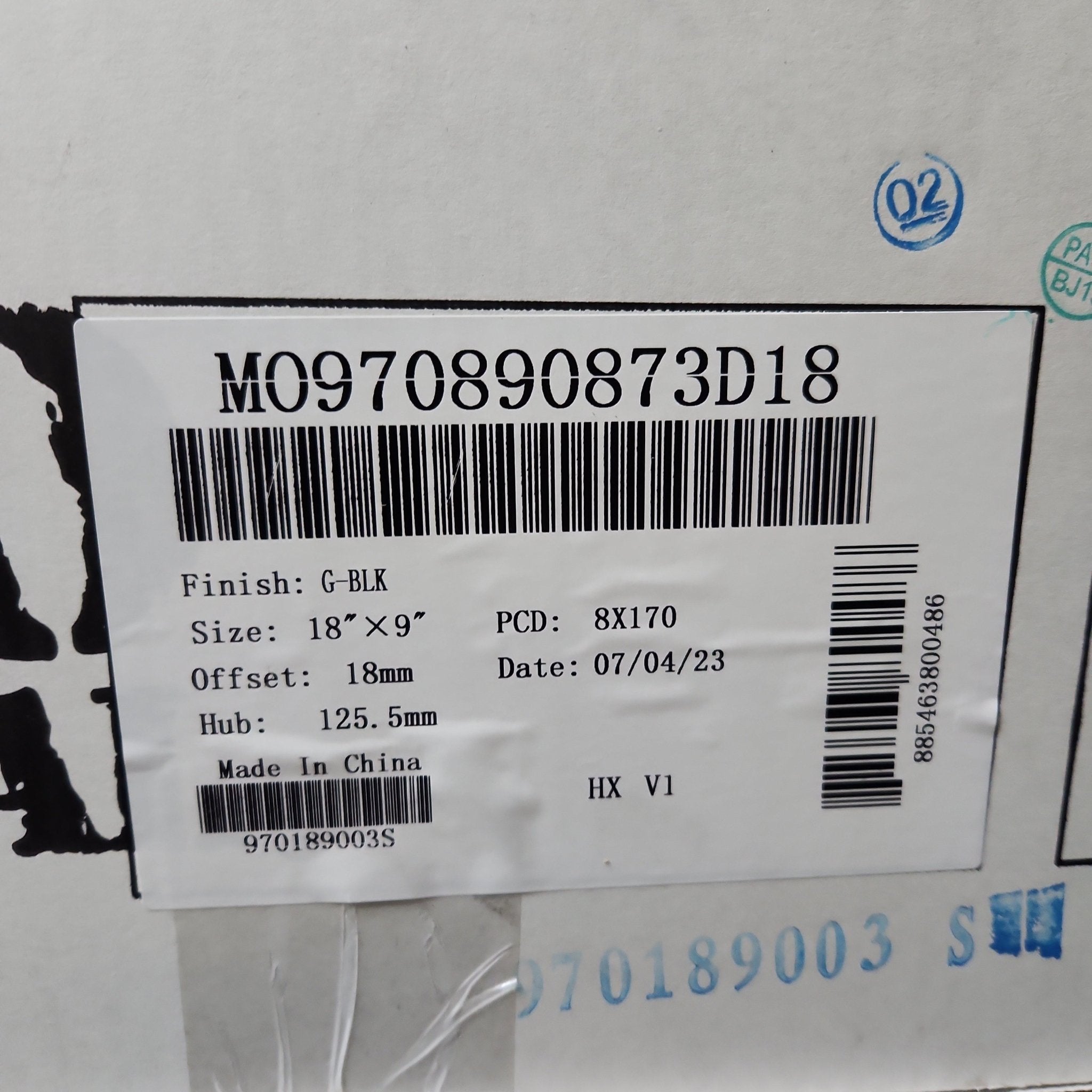 MO970 FUEL 18x9 8x170 GLOSS BLACK - Gun Hill Tire House (WTW - WHOLESALE TIRES & WHEELS)