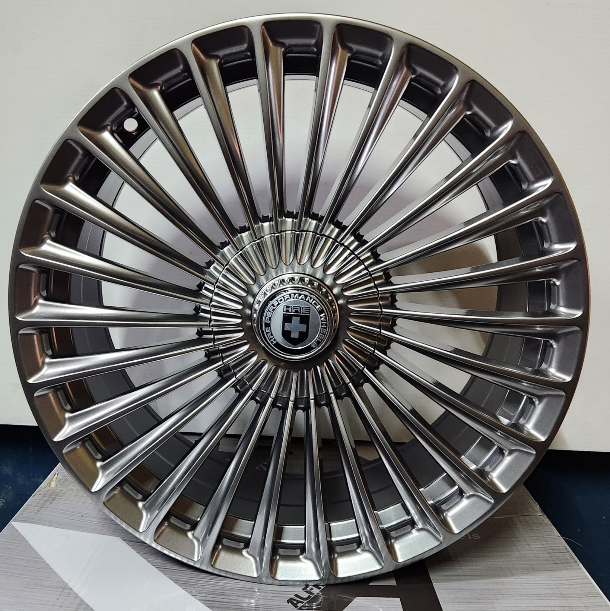 OE - REW036 18X8.0 5X112 HYPER BLACK - Gun Hill Tire House (WTW - WHOLESALE TIRES & WHEELS)