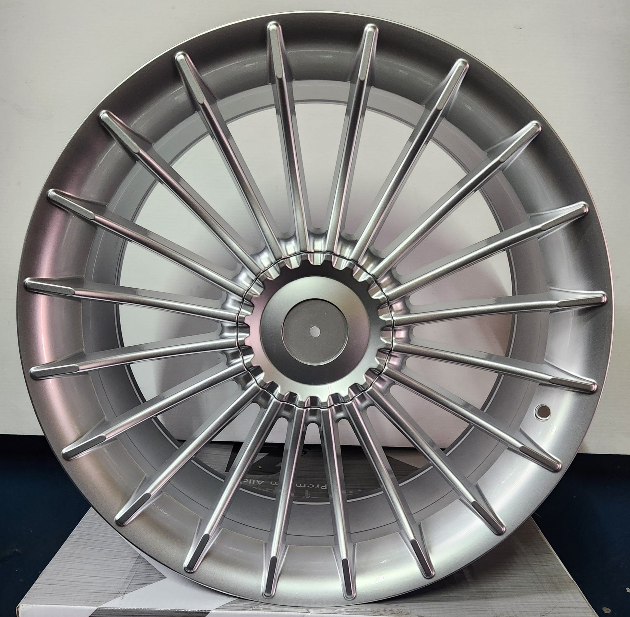 W724 20x8.5 5x112 - 5x120 HYPER SILVER - Gun Hill Tire House (WTW - WHOLESALE TIRES & WHEELS)