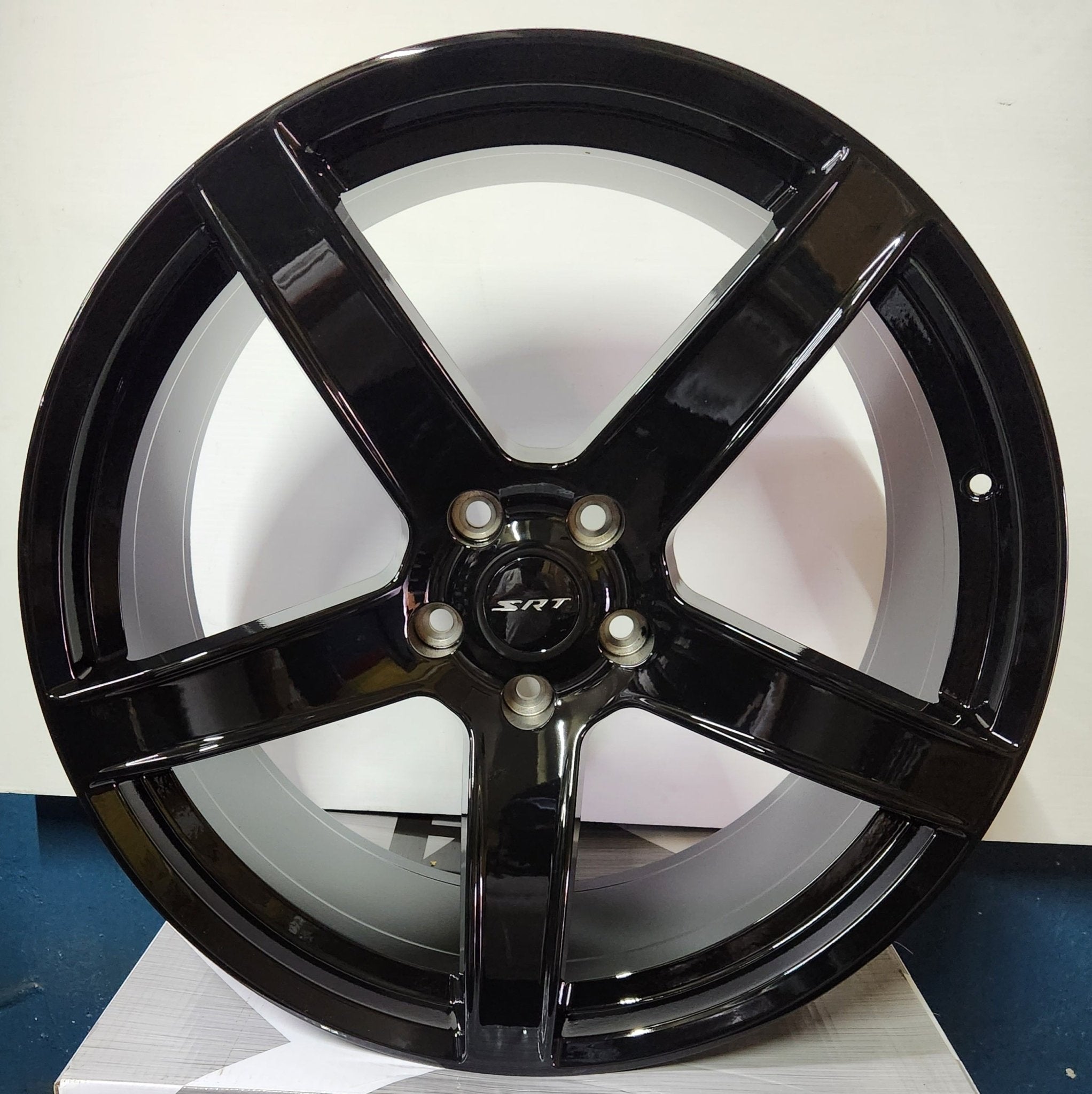 606GB kIN 5507 22X10 5X127 ALL GLOSS BLACK - Gun Hill Tire House (WTW - WHOLESALE TIRES & WHEELS)