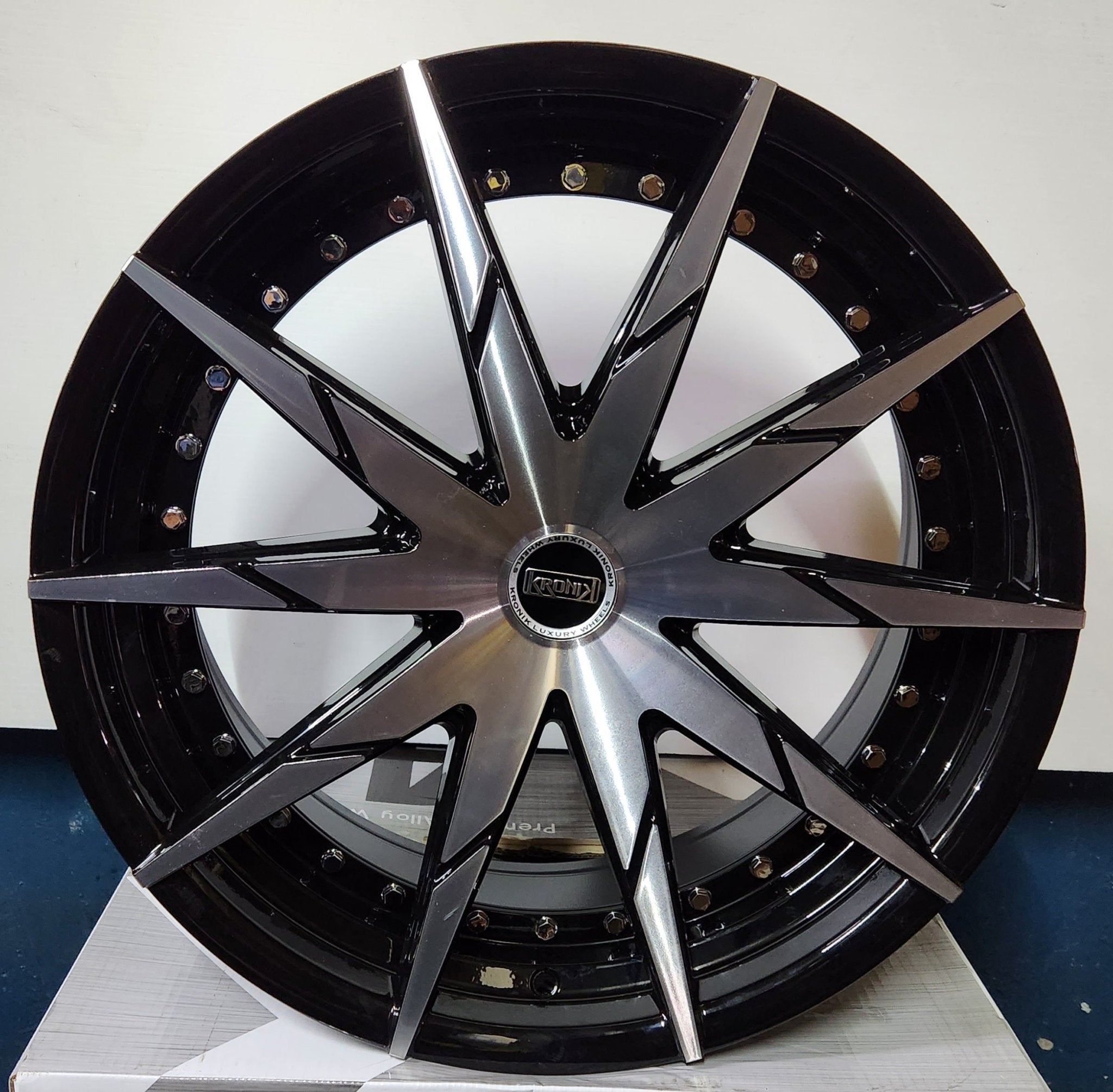 HEMMES B275 20x8.5 5x4.5 PIANO BLACK CHROME RIVETS - Gun Hill Tire House (WTW - WHOLESALE TIRES & WHEELS)