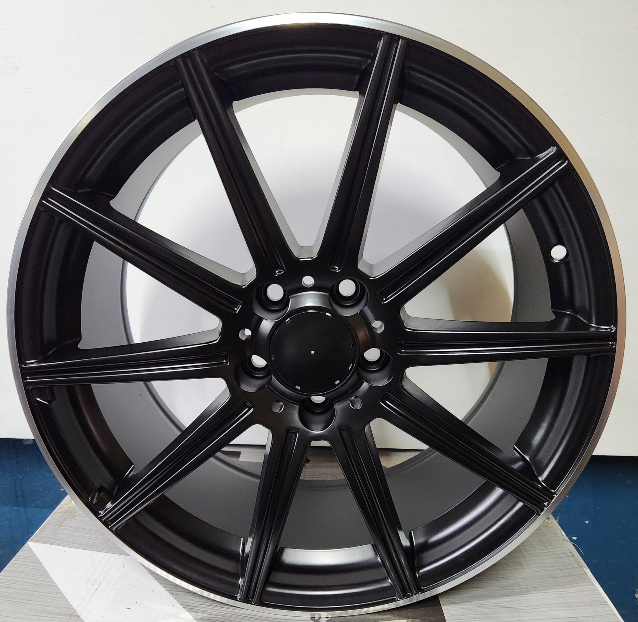 OE - 1047 18X8.0 5X112 PIANO BLACK MACHINED LINE - Gun Hill Tire House (WTW - WHOLESALE TIRES & WHEELS)