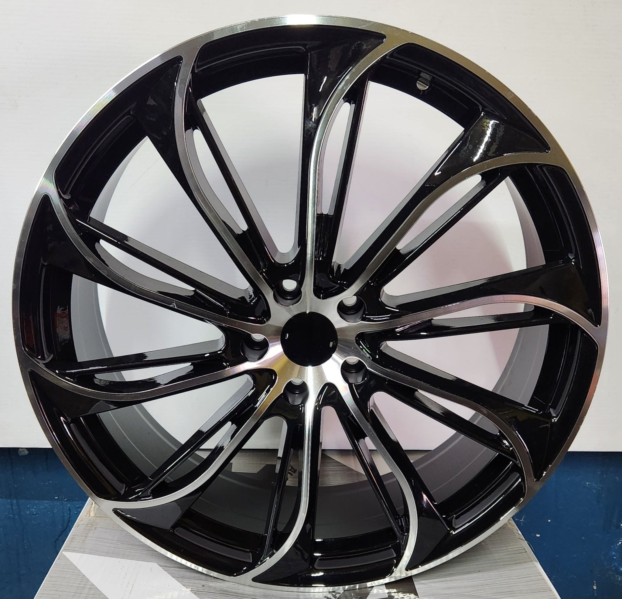 OE - AUD 104012 WHHEELS 22X8.0 5X114.3 GLOSS BLACK MACHINED FACE - Gun Hill Tire House (WTW - WHOLESALE TIRES & WHEELS)