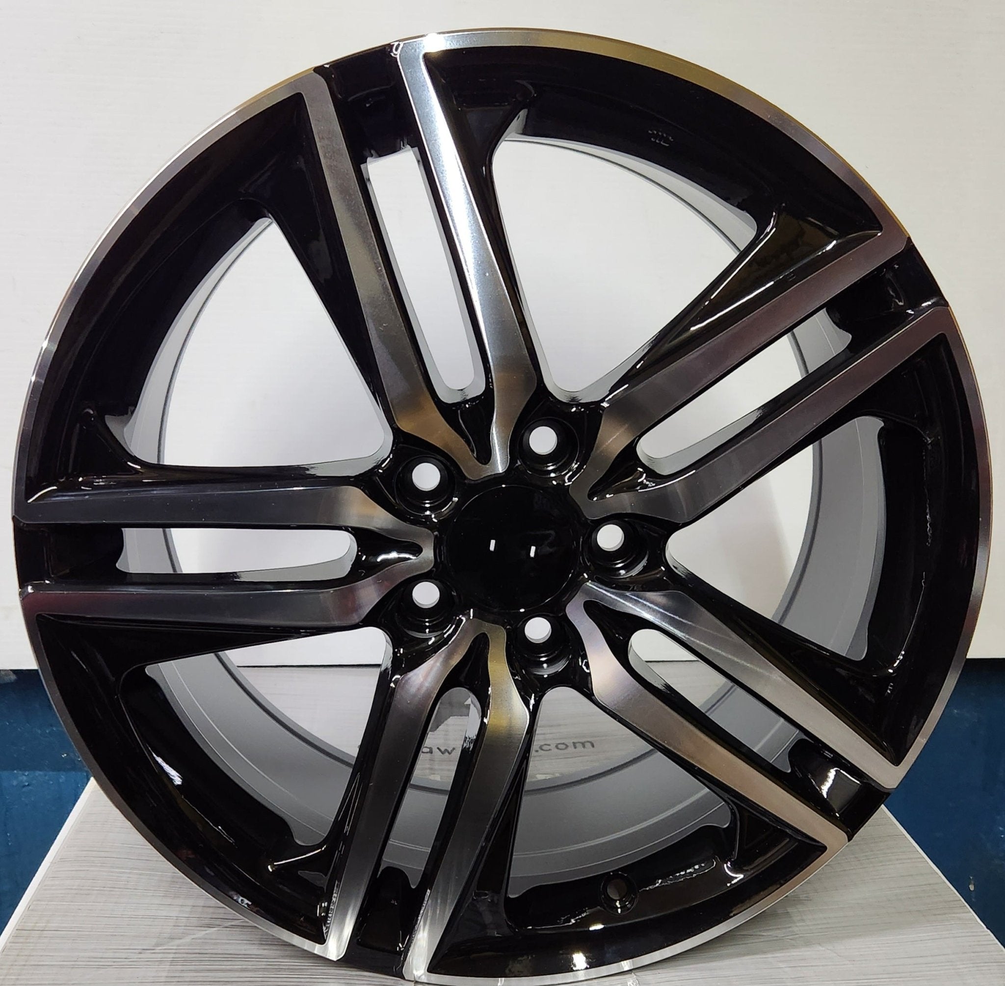 W307 18X8 5X114.3 BLACK MACHINES FACE - Gun Hill Tire House (WTW - WHOLESALE TIRES & WHEELS)