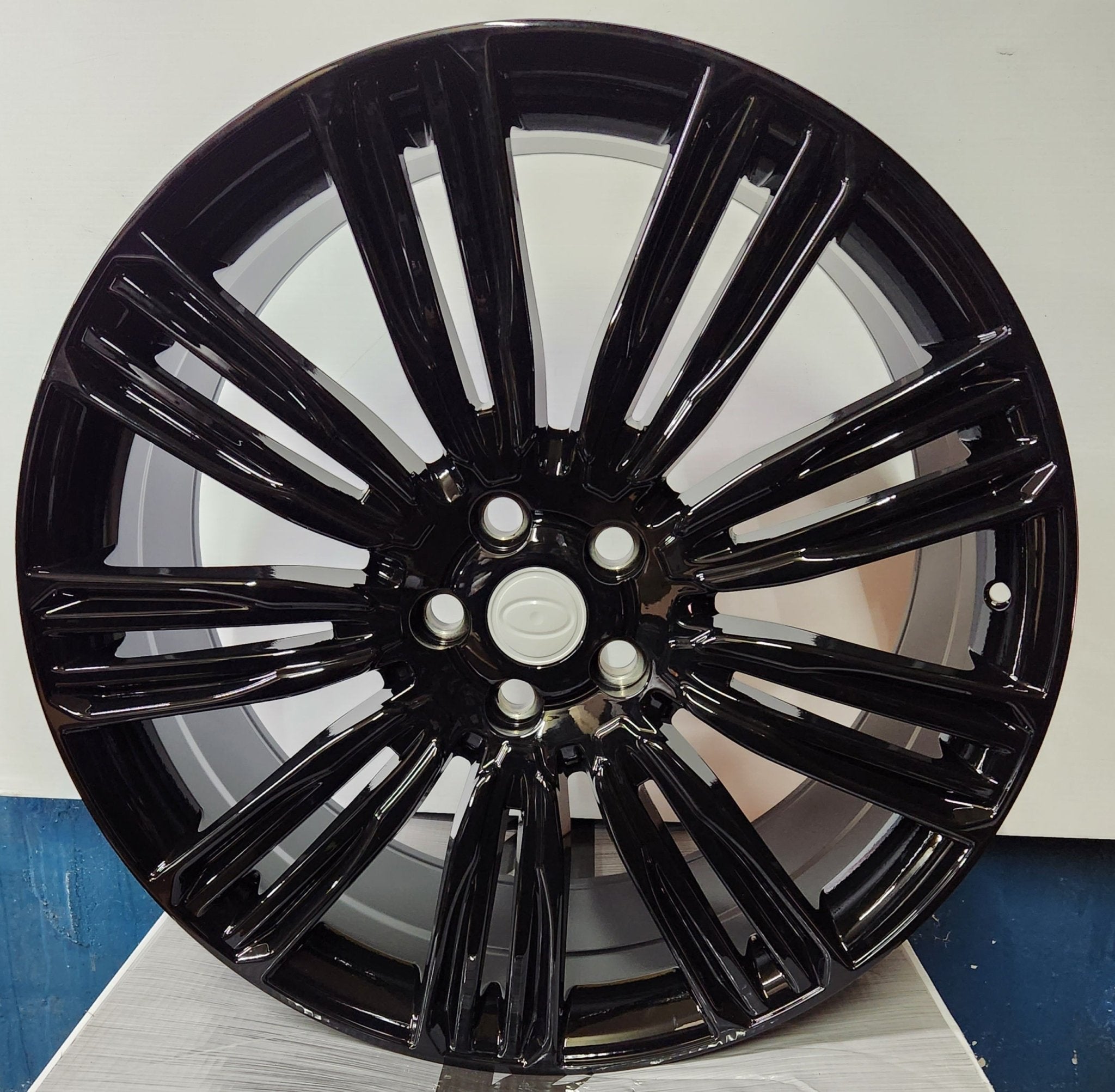OE - 1197 HSE 22X9.5 5X120 PIANO BLACK - Gun Hill Tire House (WTW - WHOLESALE TIRES & WHEELS)