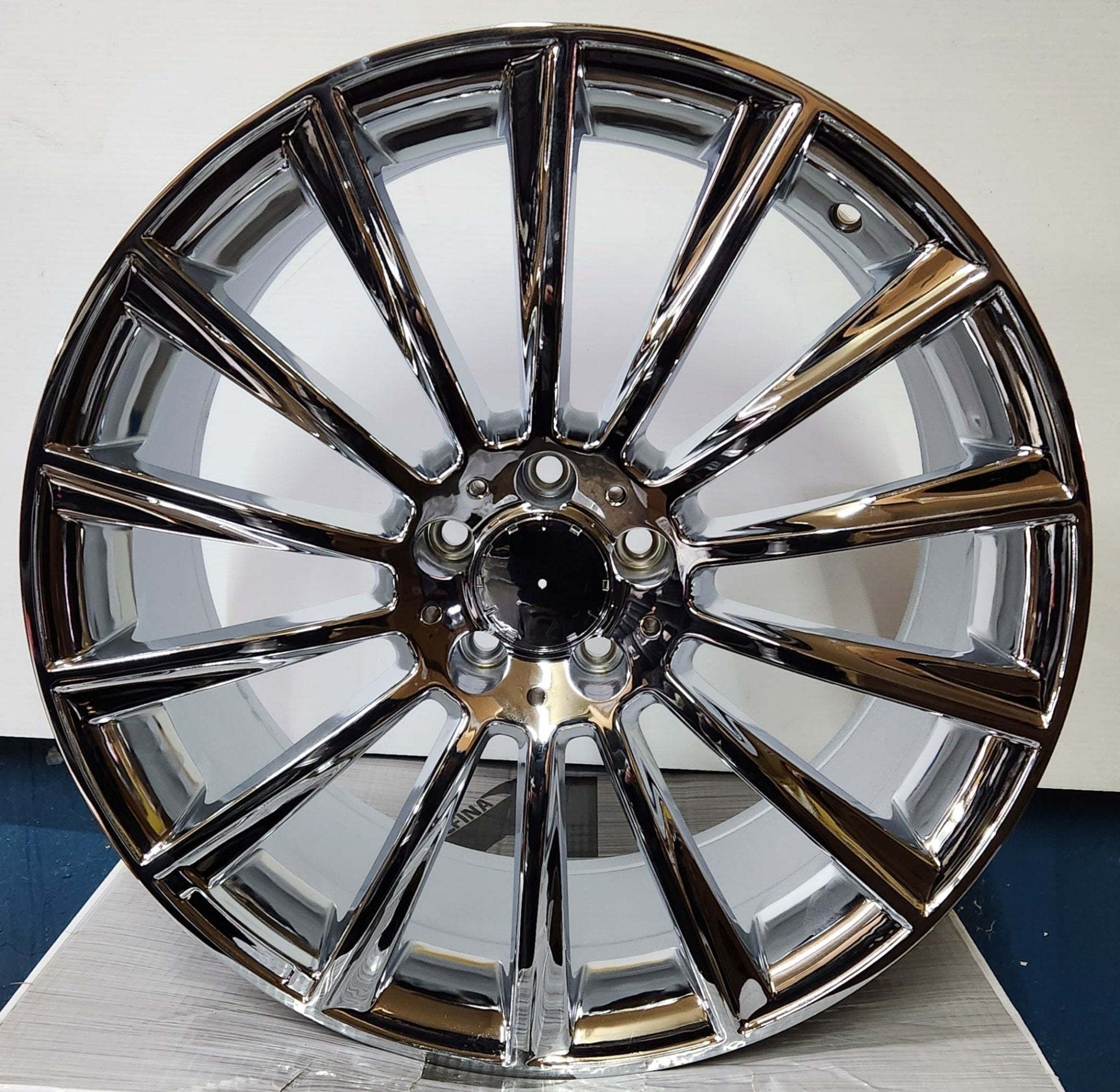 W813 20X9.5 5X112 CHROME - Gun Hill Tire House (WTW - WHOLESALE TIRES & WHEELS)