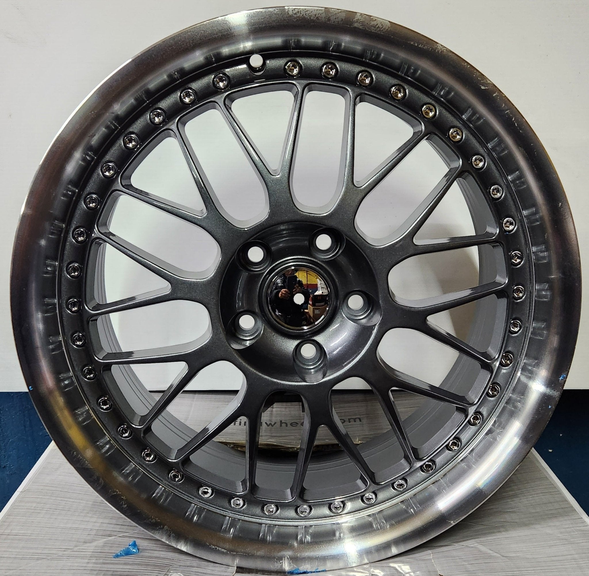 MAKSTTON 686 5X114.3 18X8 5X115 GM POLISH LIP - Gun Hill Tire House (WTW - WHOLESALE TIRES & WHEELS)