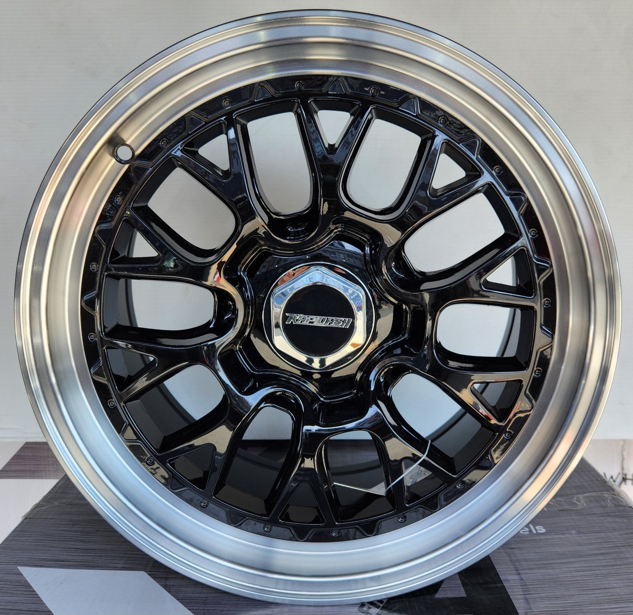 RAPIDASH RD - M117 17x8.0 5x114.3 GLOSS BLACK MACHINED LIP - Gun Hill Tire House (WTW - WHOLESALE TIRES & WHEELS)