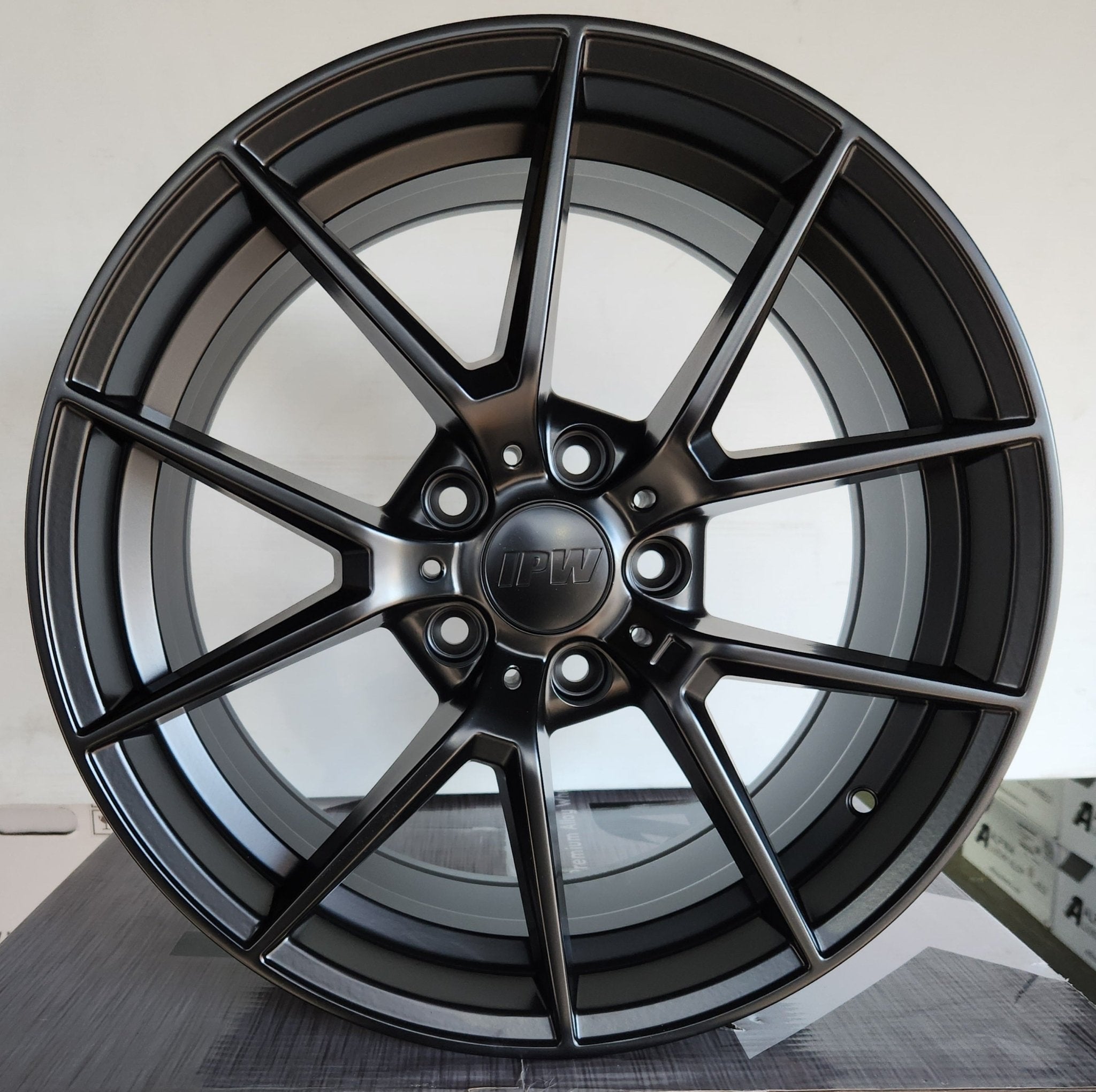 W705 18x8.0 5x120 SATIN BLACK