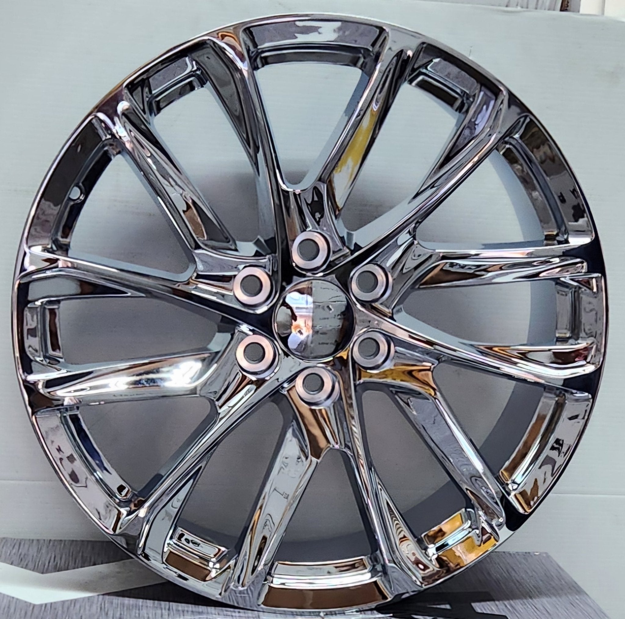 2223 22x9.0 6x139.7 77.8mm CHROME