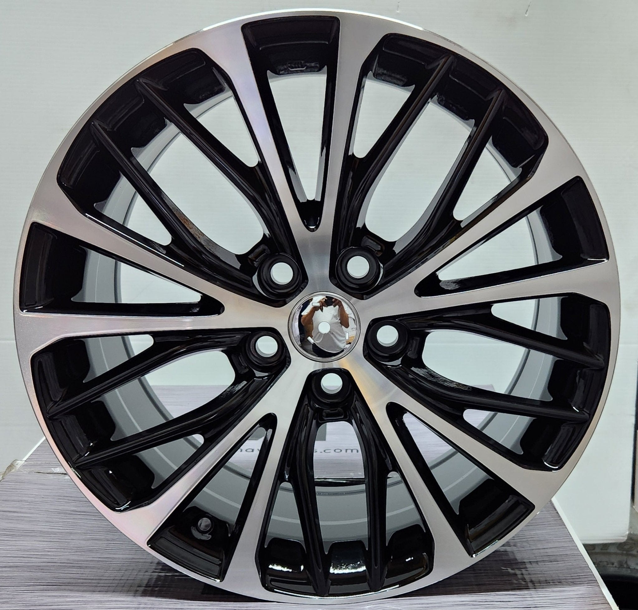 0190 5 - V STYLE 18x8.0 5x114.3 GLOSS BLACK MACHINE FACE - Gun Hill Tire House (WTW - WHOLESALE TIRES & WHEELS)