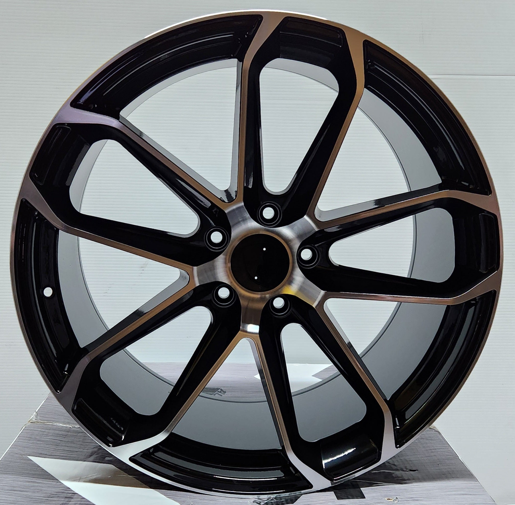 W861 22X10 5X130 GLOSS BLACK MACHINED FACE - Gun Hill Tire House (WTW - WHOLESALE TIRES & WHEELS)