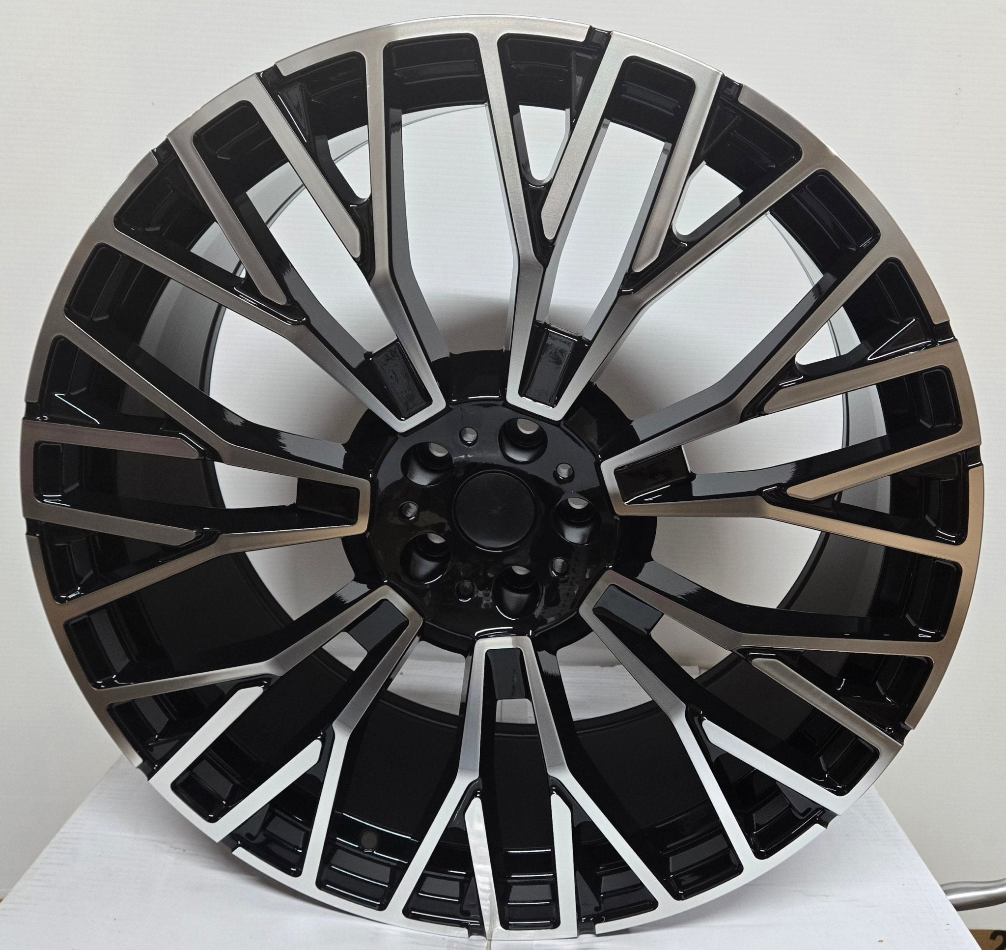 7114 22X10.5 5X112 BLACK MACHINED FACE7114 - Gun Hill Tire House (WTW - WHOLESALE TIRES & WHEELS)