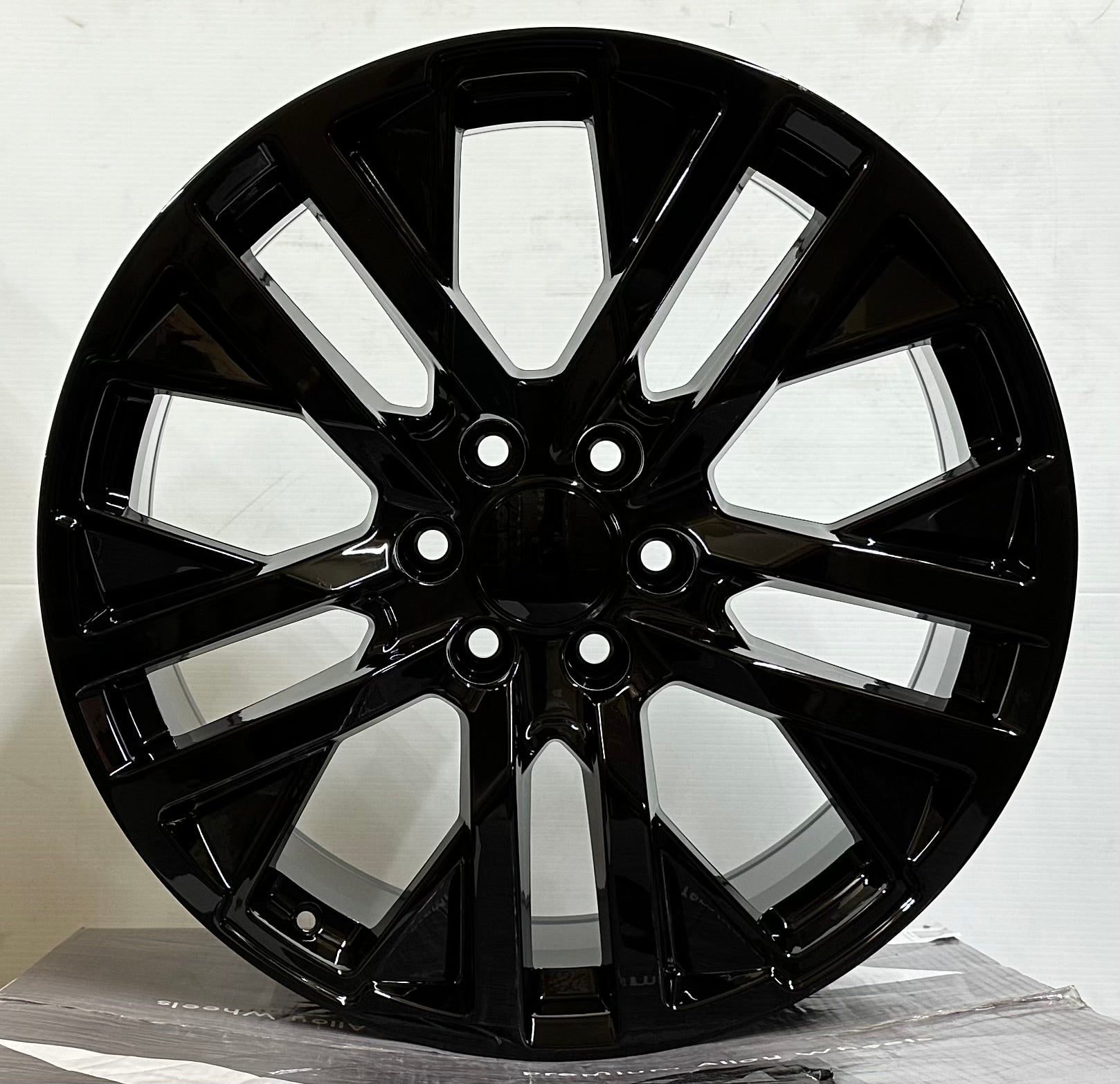 CL14 TAHOE STYLE 22x9.0 6x139.7 GLOSS BLACK - Gun Hill Tire House (WTW - WHOLESALE TIRES & WHEELS)