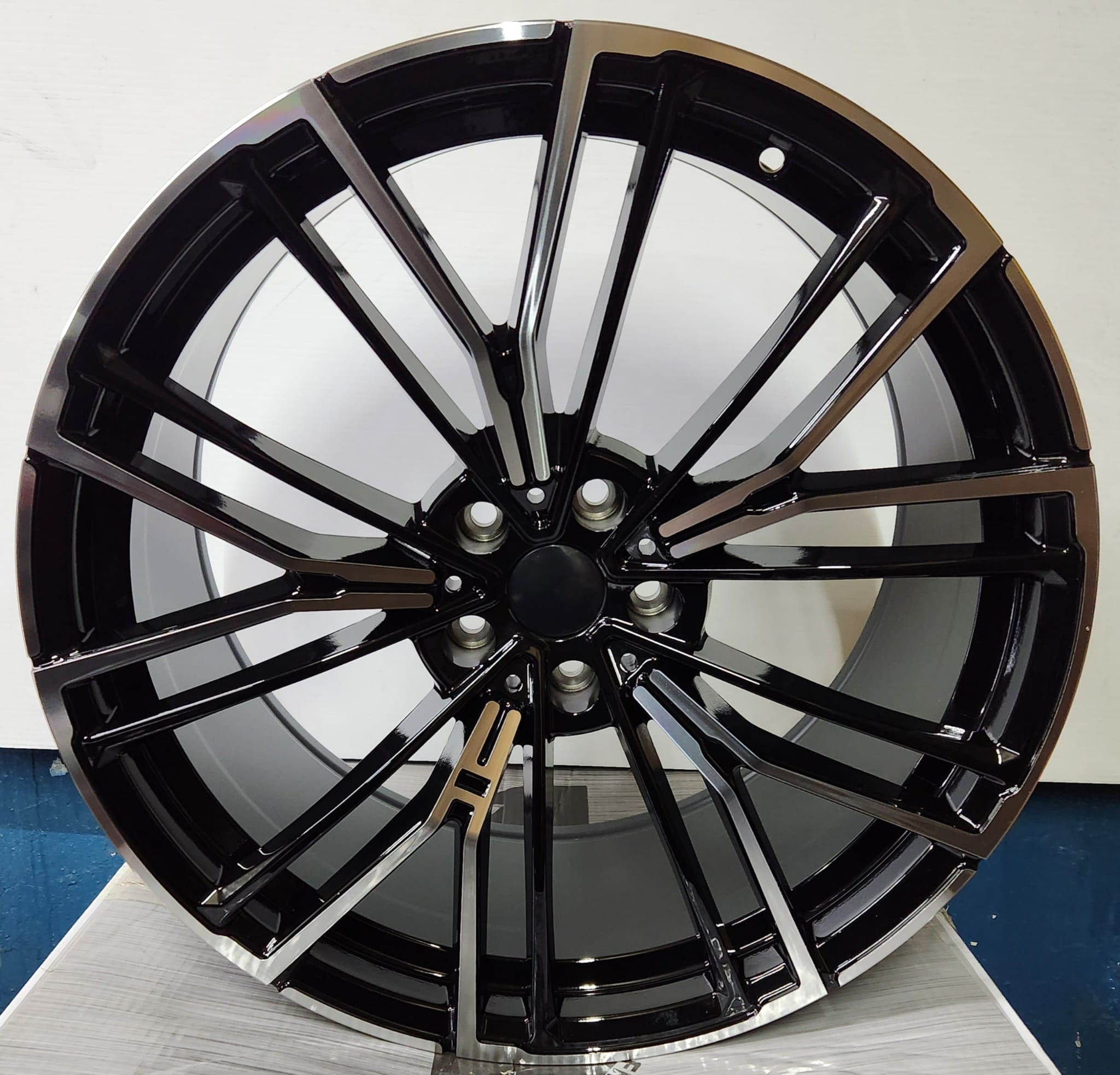 OE - 5537 846M 20X8.5 5X112 GLOSS BLACK MACHINED FACE - Gun Hill Tire House (WTW - WHOLESALE TIRES & WHEELS)