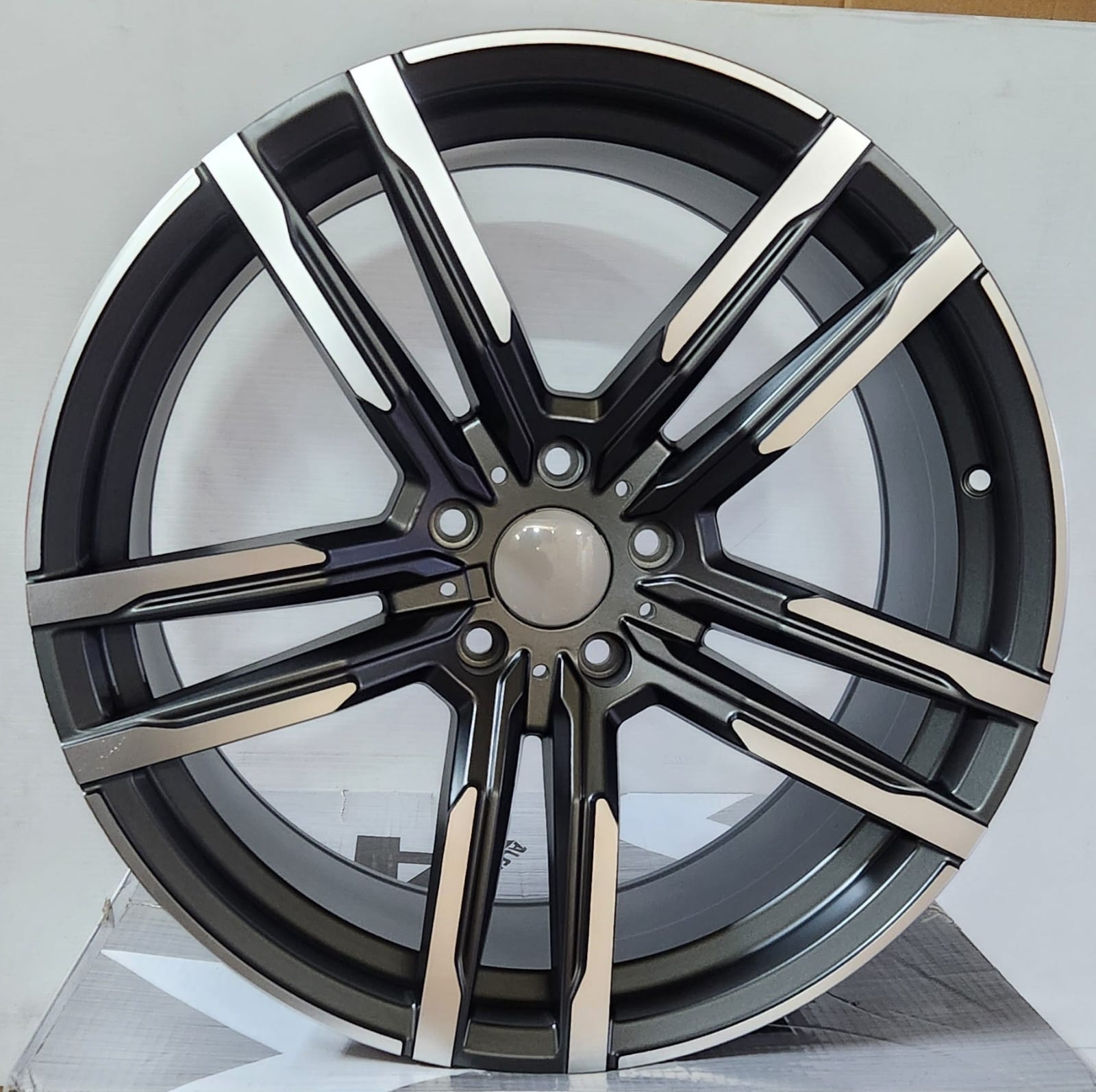 OE - 5511 21919 - 21 20x11 5x120 GUNMETAL MACHINED FACE - Gun Hill Tire House (WTW - WHOLESALE TIRES & WHEELS)