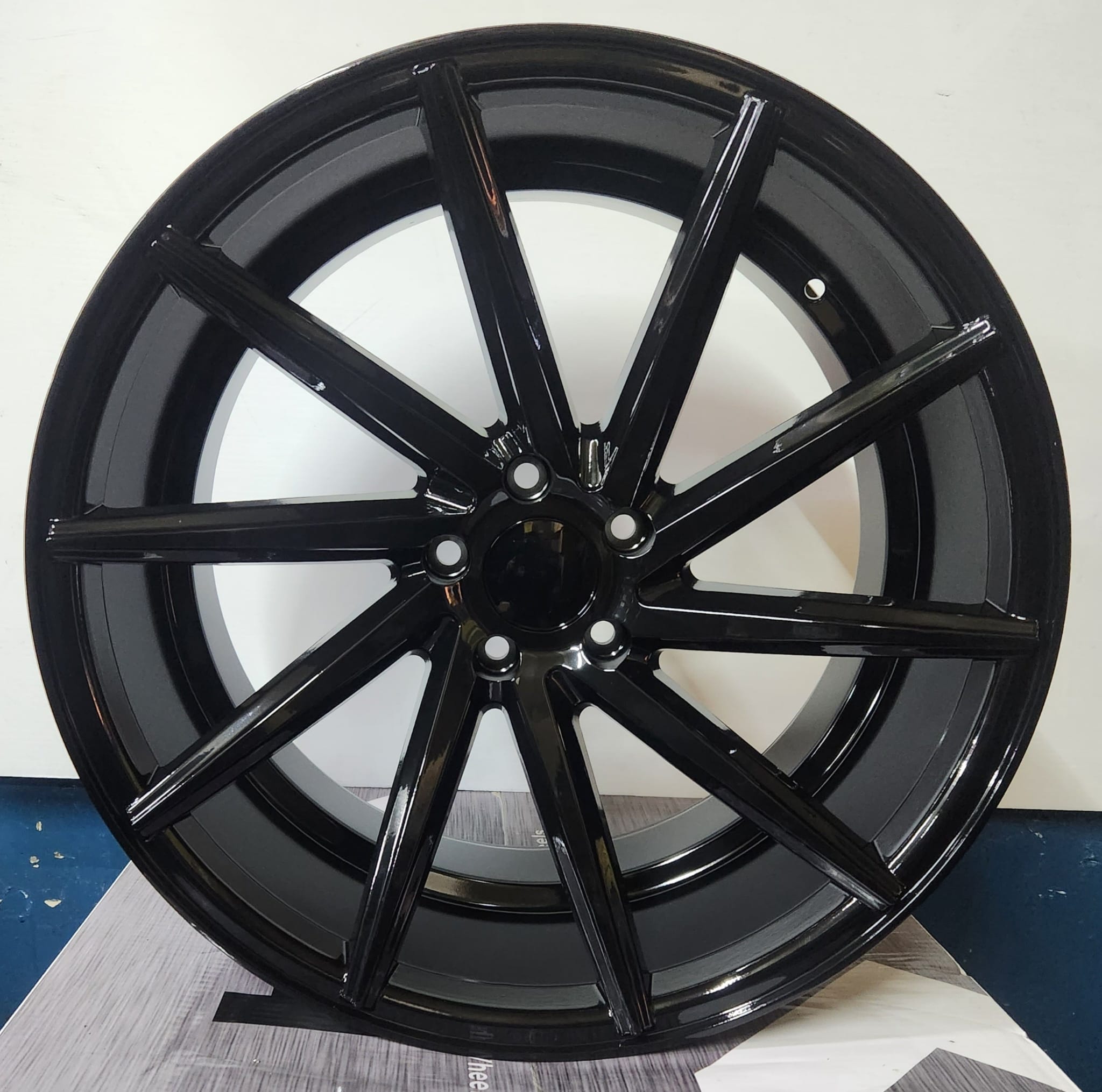 W013 20X8.5 5X114.3 GLOSS BLACK - Gun Hill Tire House (WTW - WHOLESALE TIRES & WHEELS)