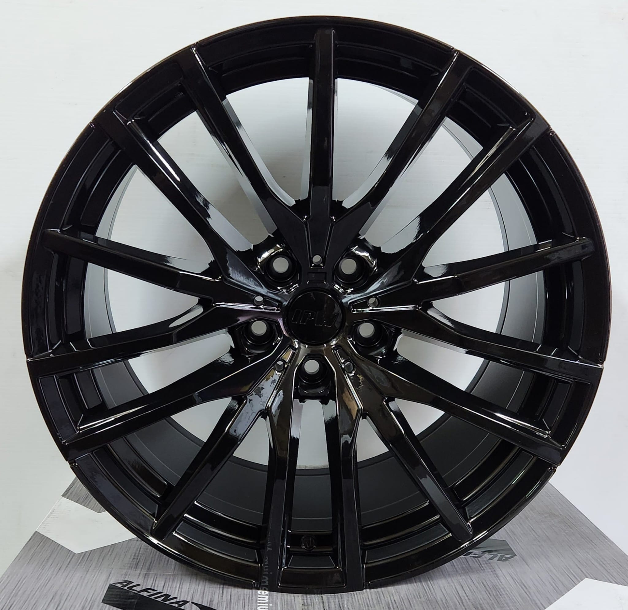W726 22X10.5 5X112 GLOSS BLACK - Gun Hill Tire House (WTW - WHOLESALE TIRES & WHEELS)