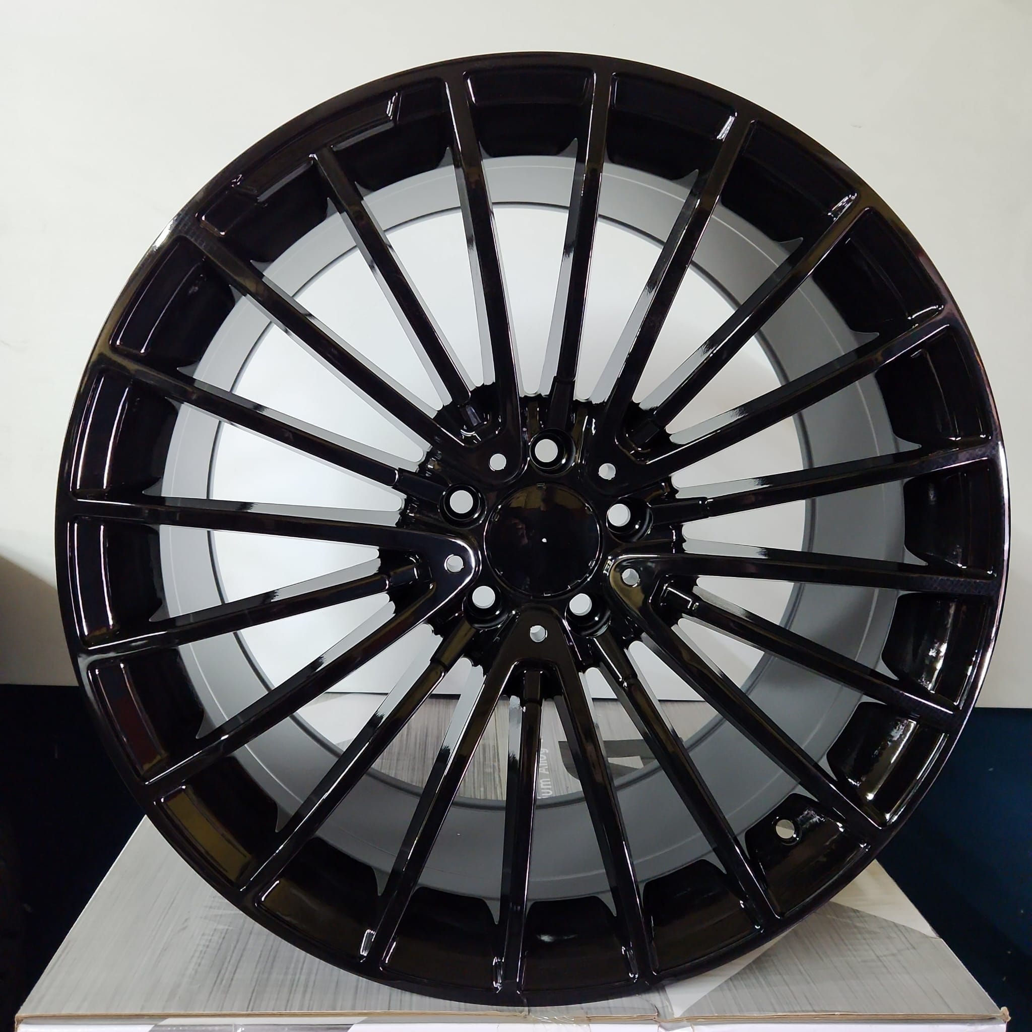 W812 1779 22x9 5x112 GLOSS BLACK - Gun Hill Tire House (WTW - WHOLESALE TIRES & WHEELS)