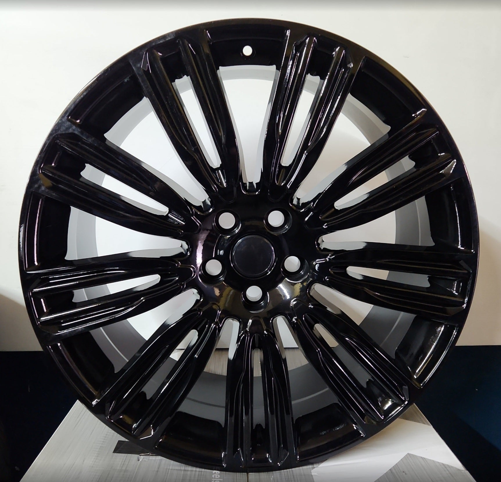 W798 D1292 WEELS 22x9.5M 5x108 GLOSS BLACK - Gun Hill Tire House (WTW - WHOLESALE TIRES & WHEELS)