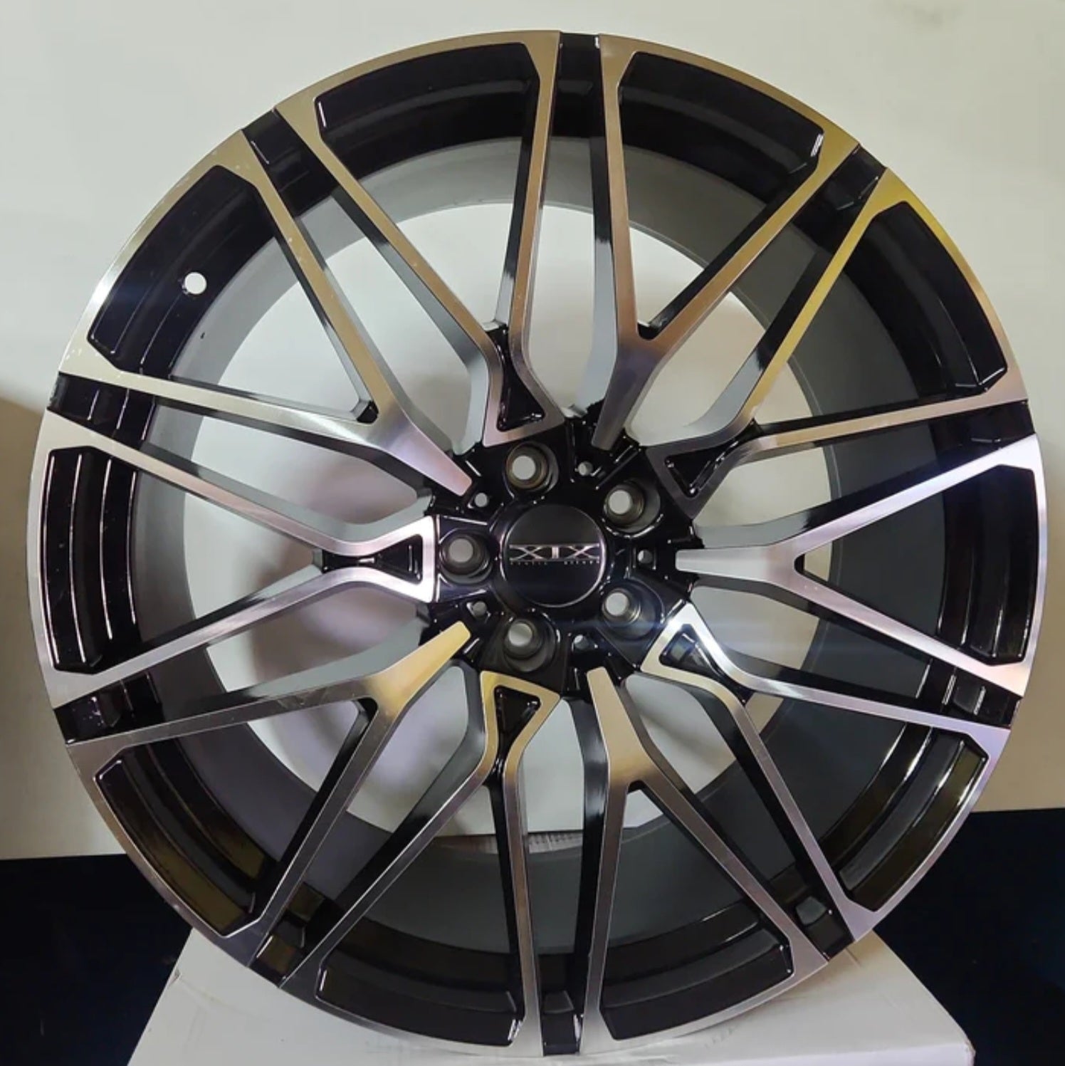STYLE RB102 22X9.5 5X120 BLACK POLISHED - Gun Hill Tire House (WTW - WHOLESALE TIRES & WHEELS)