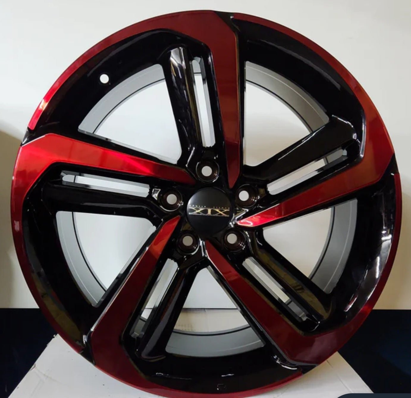 652 W315 19X8.5 5X114.3 GLOSS BLACK RED FACE - Gun Hill Tire House (WTW - WHOLESALE TIRES & WHEELS)
