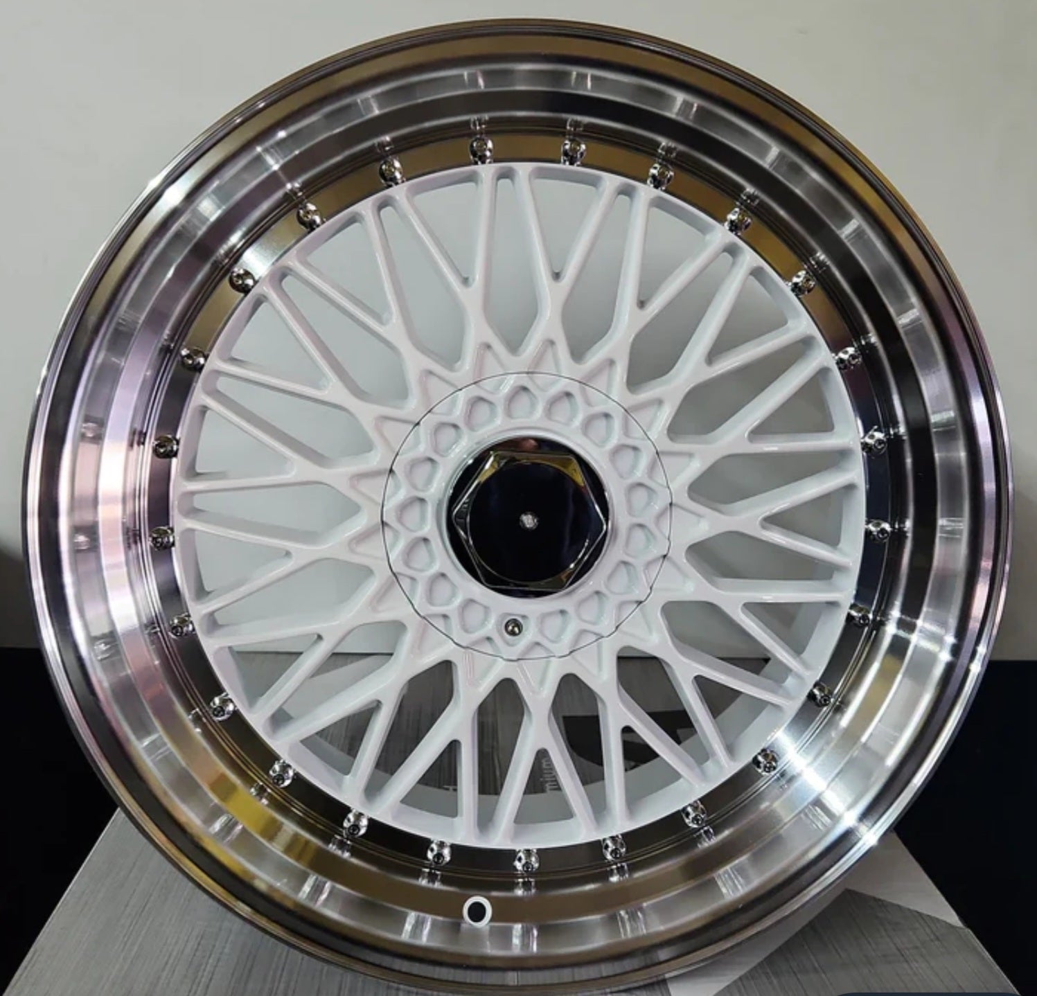 W883 WHEELS 19x8.0 5x120 - 5x4.5 WHITE - Gun Hill Tire House (WTW - WHOLESALE TIRES & WHEELS)