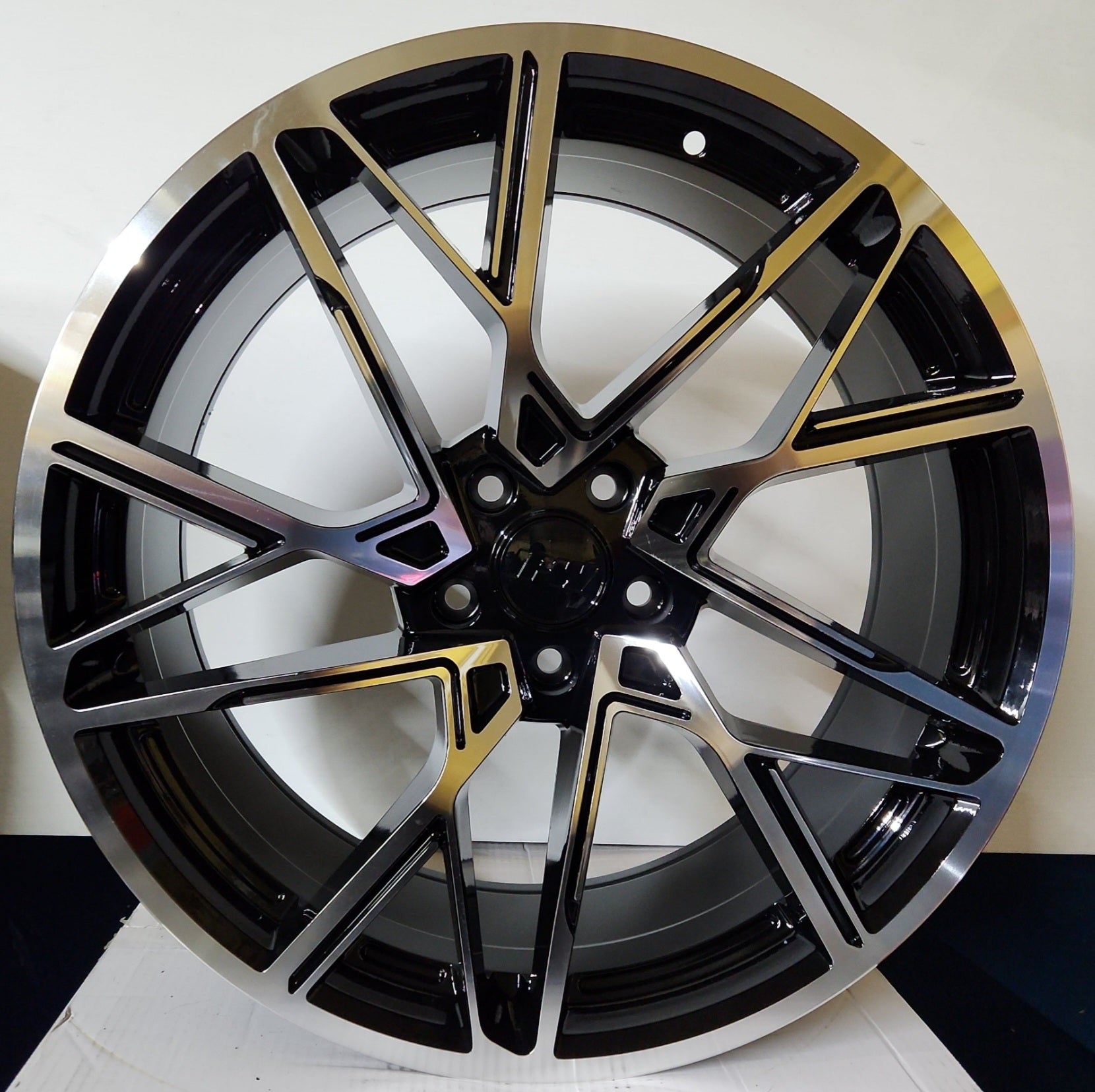 W1507 20x8.5 5x114.3 BLACK MACHINE FACE - Gun Hill Tire House (WTW - WHOLESALE TIRES & WHEELS)