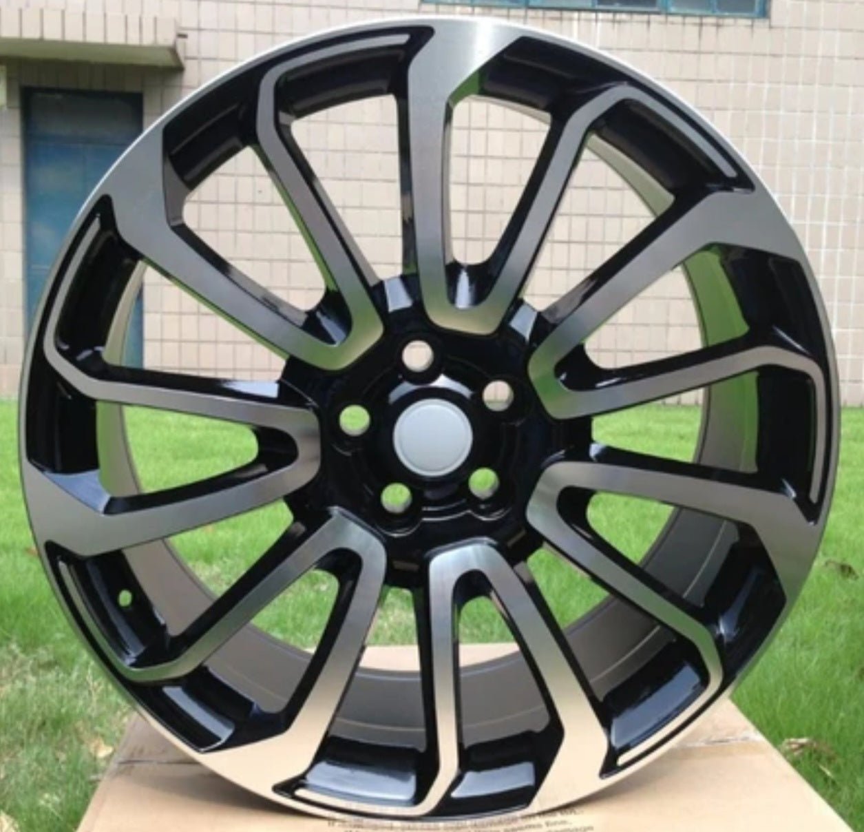 795 22X9.5 5X120 BLACK MACHINED FACE - Gun Hill Tire House (WTW - WHOLESALE TIRES & WHEELS)