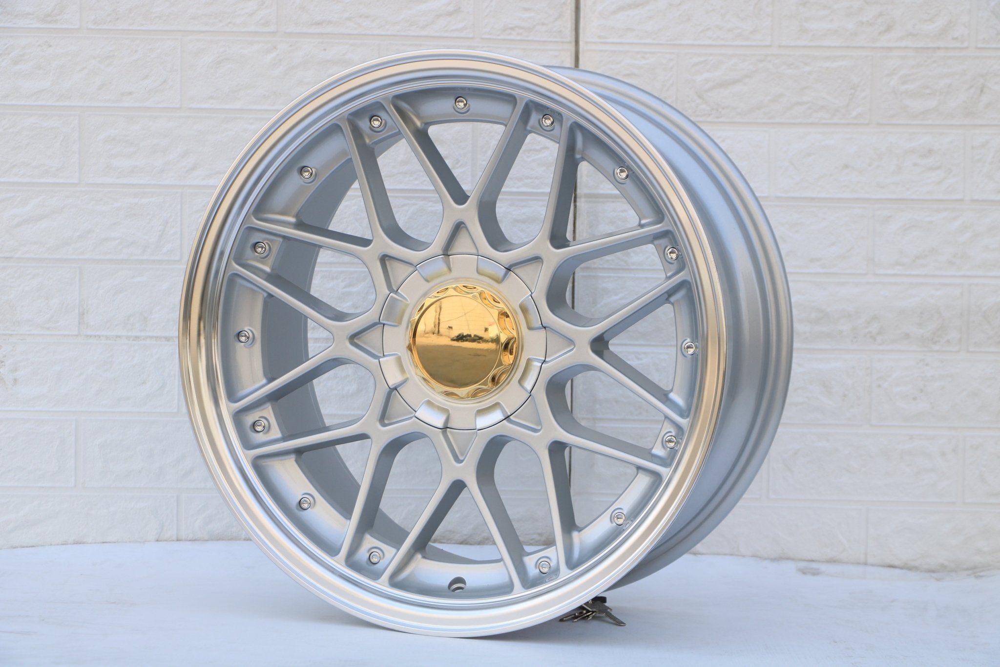 W025 SSA06 Silver Machined Face With Silver Rivet 18x9.0 ET30 5x120/114.3 CB73.1 MB - 2325 - Gun Hill Tire House (WTW - WHOLESALE TIRES & WHEELS)