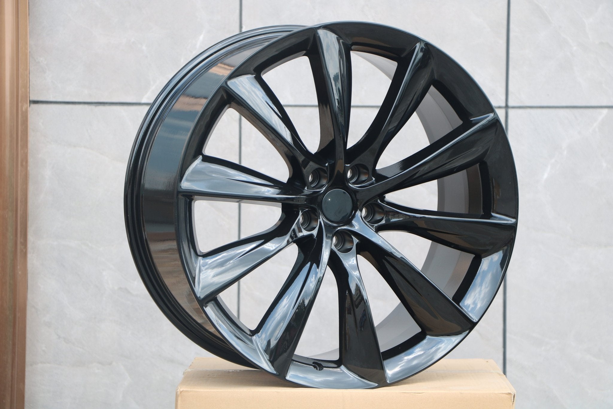 W452 1469 Gloss Black 22x9.0 ET35 5x114.3 CB 73.1 C1385 - B - Gun Hill Tire House (WTW - WHOLESALE TIRES & WHEELS)
