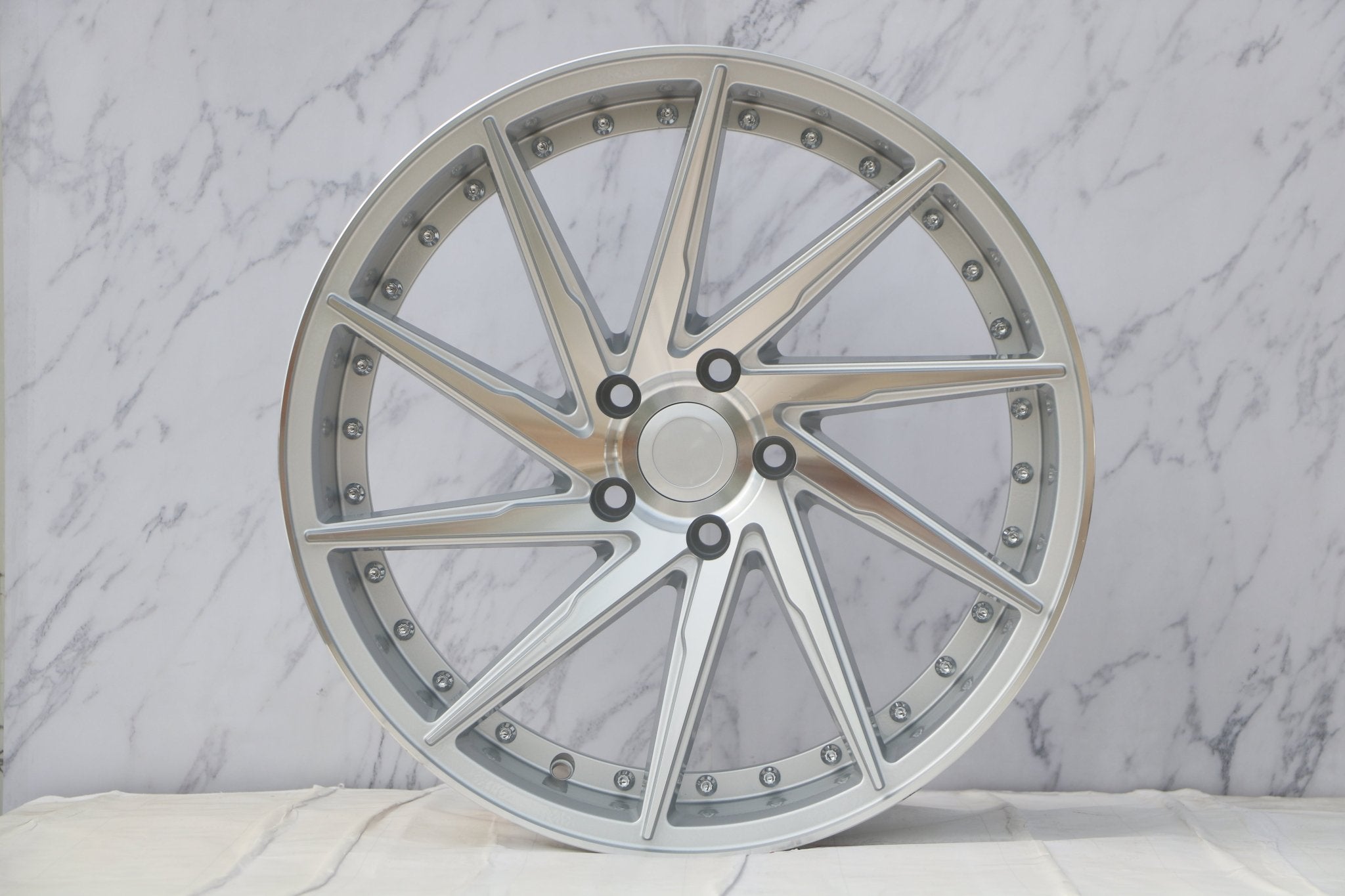 W511 Silver Machined Face 19x9.5 ET35 5x114.3 CB73.1 - Gun Hill Tire House (WTW - WHOLESALE TIRES & WHEELS)