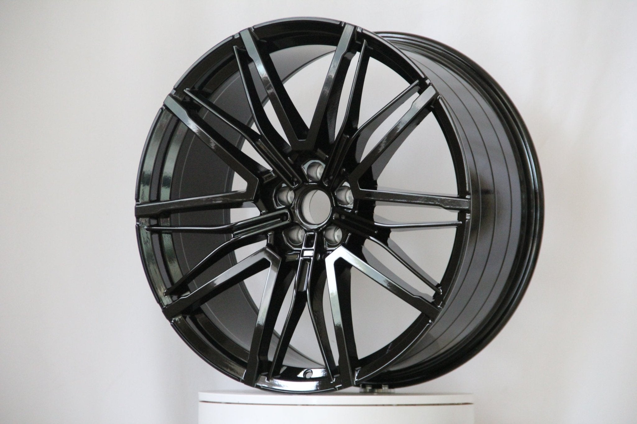W749 7120 Gloss Black 19x9.0 ET42 5x120 CB72.6 - Gun Hill Tire House (WTW - WHOLESALE TIRES & WHEELS)