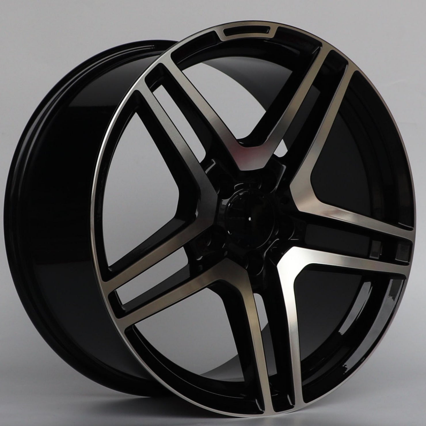 W815 Black Machined Face 18x8.5 ET35 5x112 CB66.6 - Gun Hill Tire House (WTW - WHOLESALE TIRES & WHEELS)