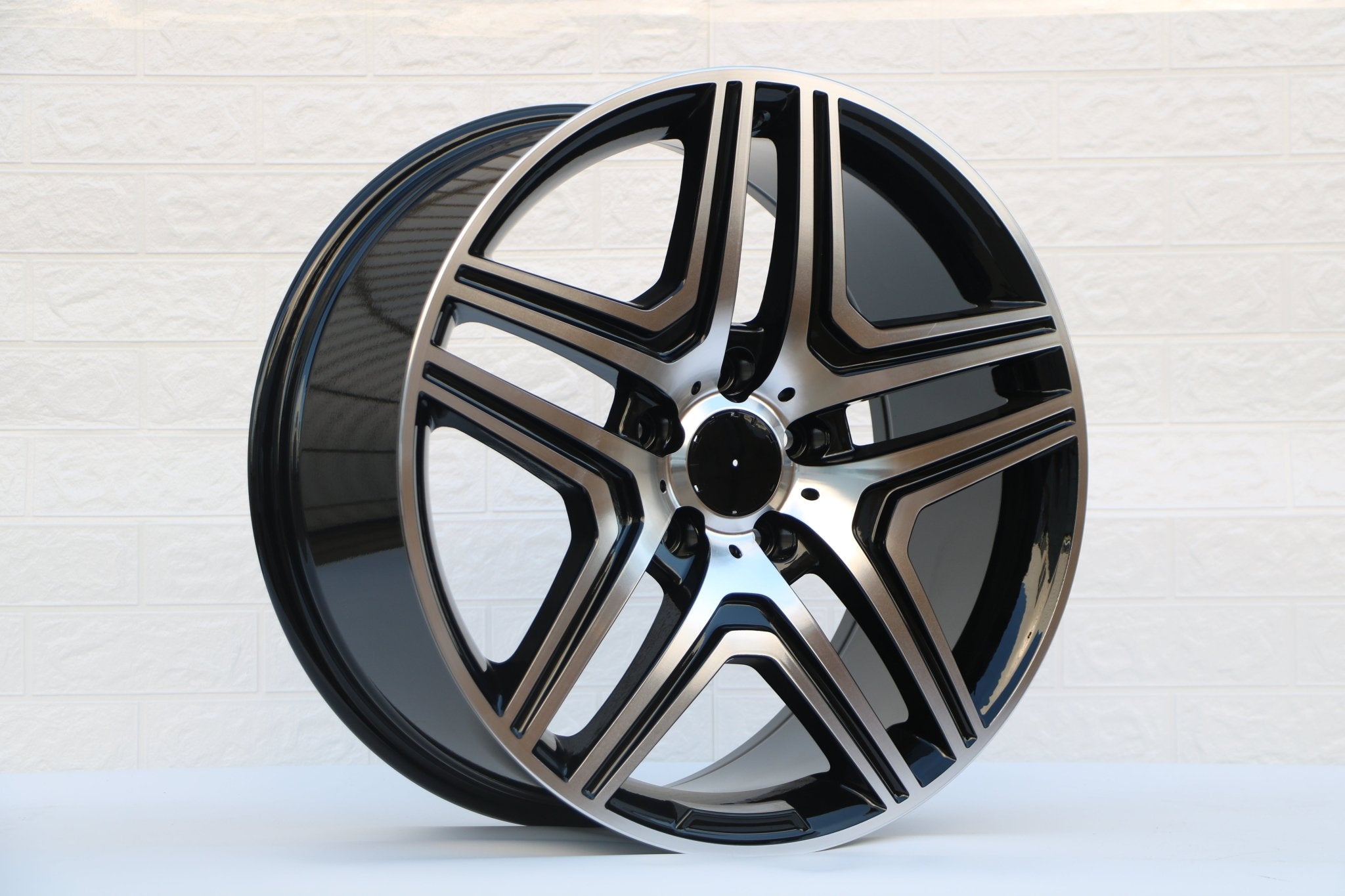 W824 157 Black Machined Face 22x10.0 ET45 5x130 CB84.1 - Gun Hill Tire House (WTW - WHOLESALE TIRES & WHEELS)