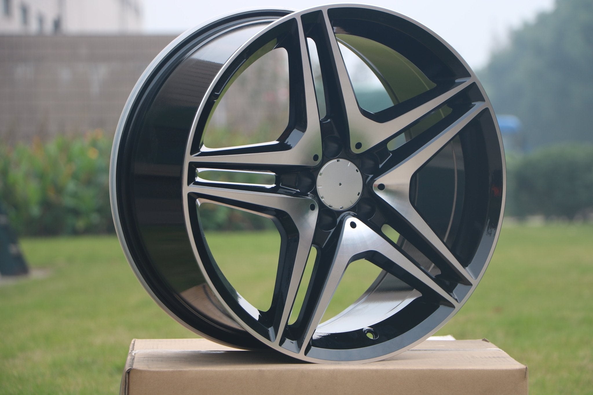 W828 Black Machined Face 18*9.5 ET35 5*112 CB66.6 - Gun Hill Tire House (WTW - WHOLESALE TIRES & WHEELS)