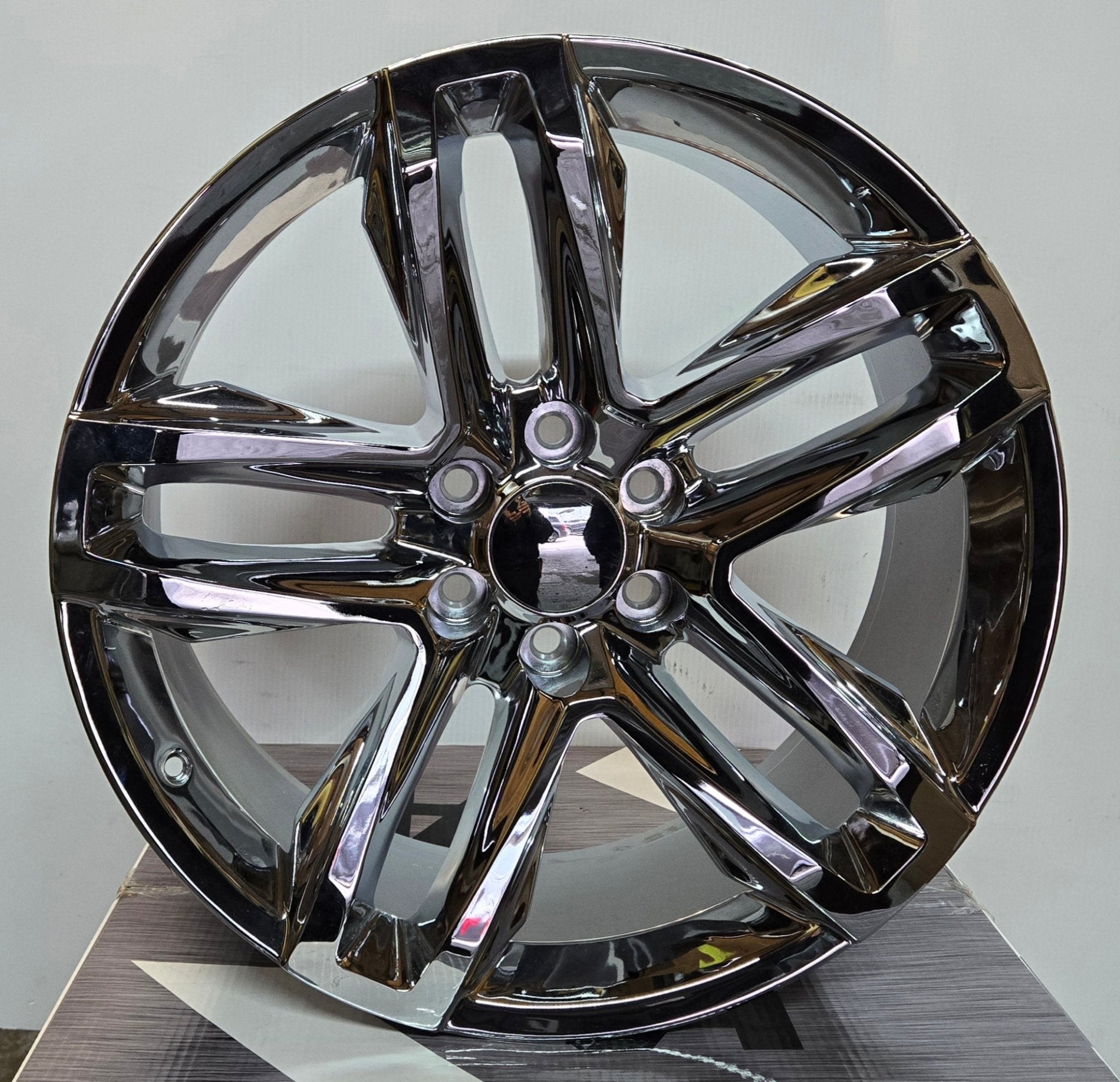 RS20 24x10 6x5.5 Chrome - Gun Hill Tire House (WTW - WHOLESALE TIRES & WHEELS)