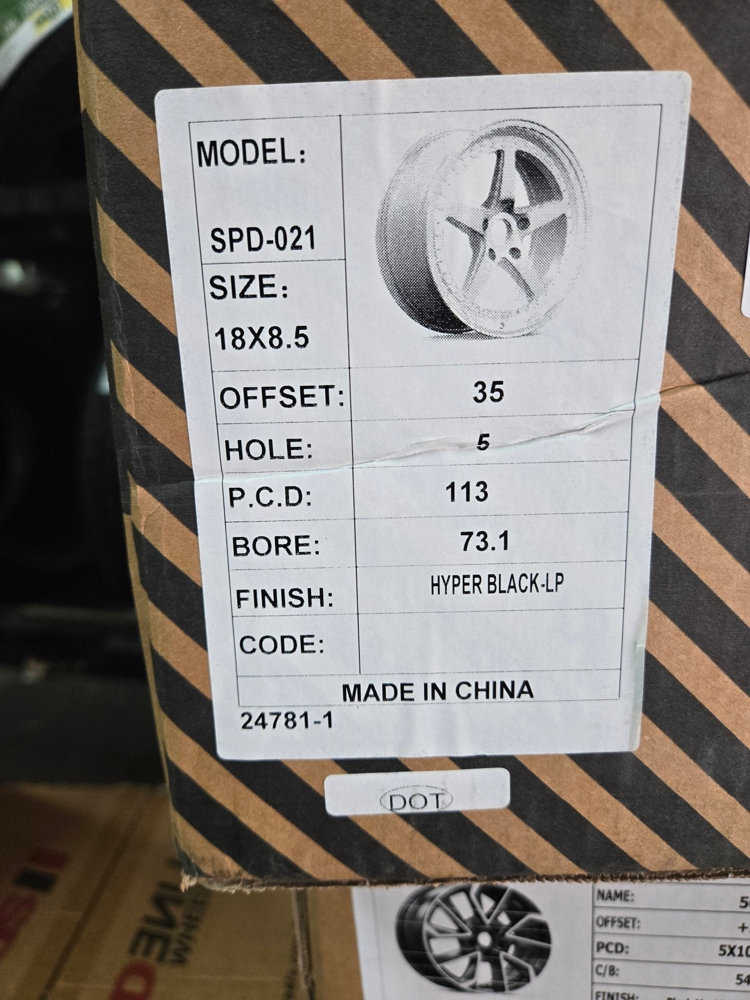 5431 18X8.5 5X114.3 HYPER BLACK MACHINED LIP GOLD BLACK - Gun Hill Tire House (WTW - WHOLESALE TIRES & WHEELS)