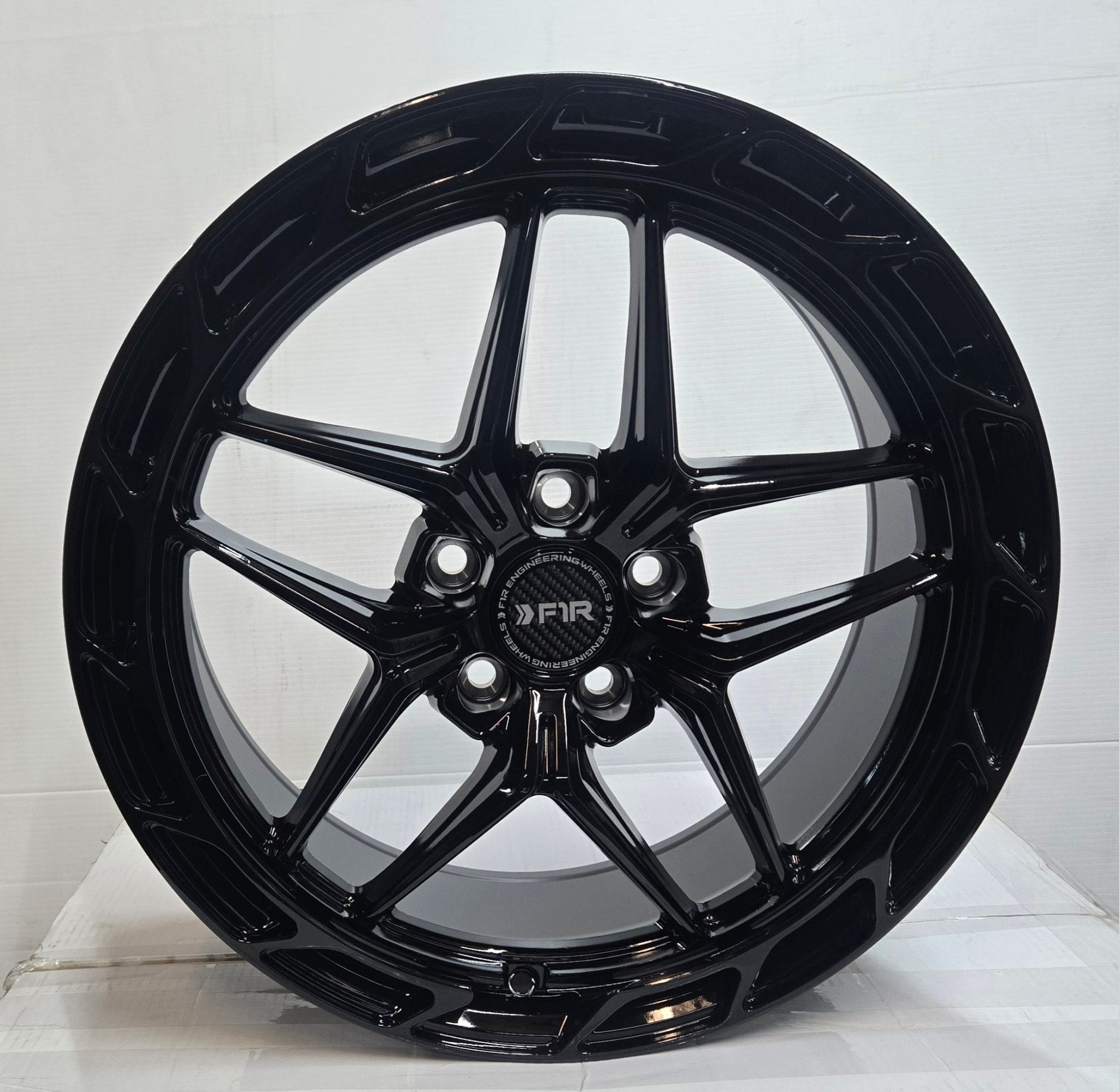F1R FS5 20X9.0 5X114.3 GLOSS BLACK - Gun Hill Tire House (WTW - WHOLESALE TIRES & WHEELS)