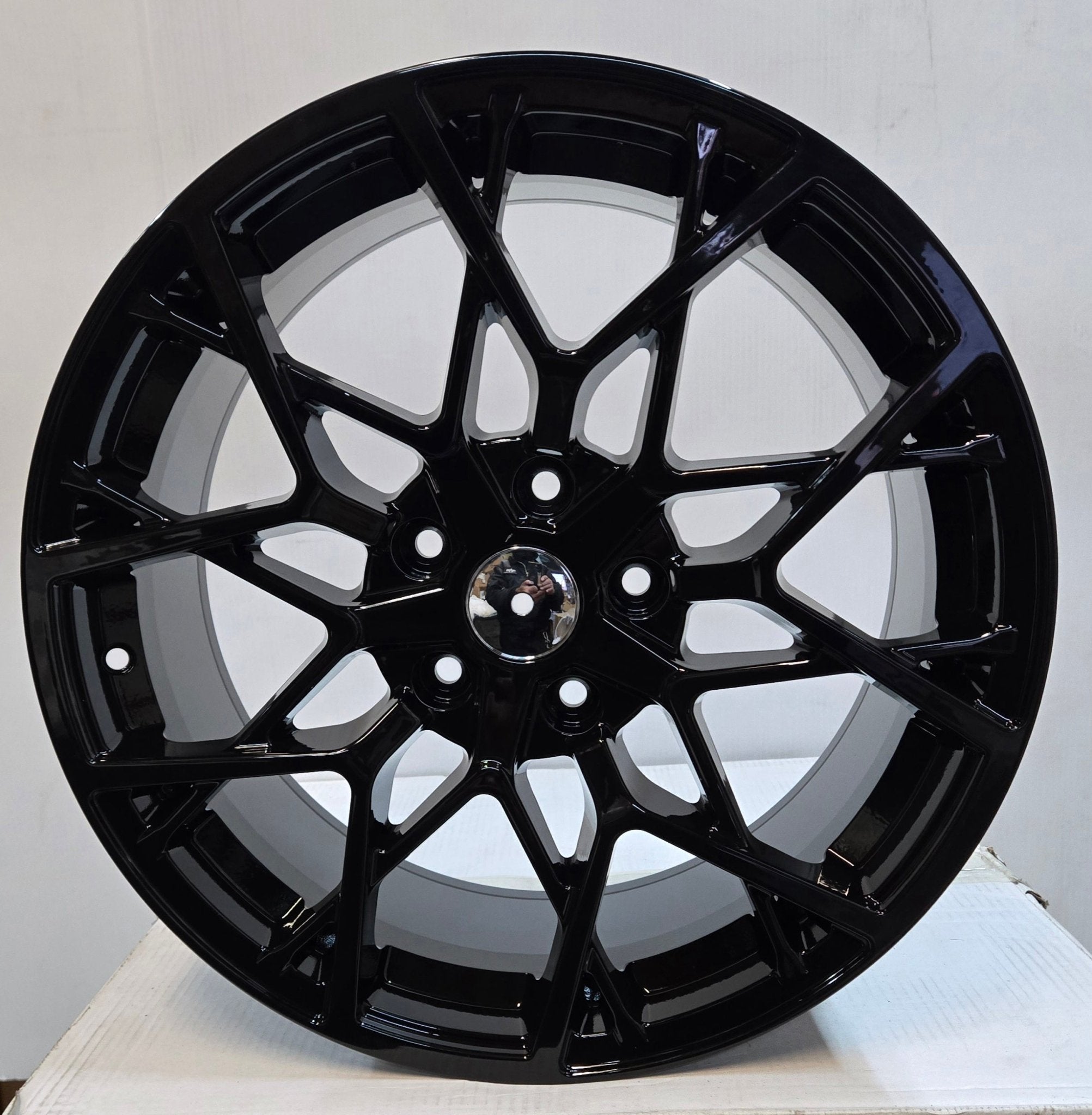 OE - 5430 785M 18X8.0 5X120 PIANO BLACK - Gun Hill Tire House (WTW - WHOLESALE TIRES & WHEELS)