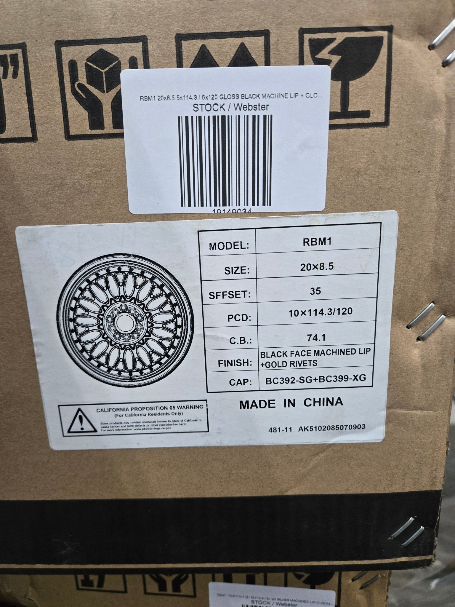 RBM1 20x8.5 5x114.3 / 5x120 GLOSS BLACK MACHINE LIP + GLOD RIVETS - Gun Hill Tire House (WTW - WHOLESALE TIRES & WHEELS)