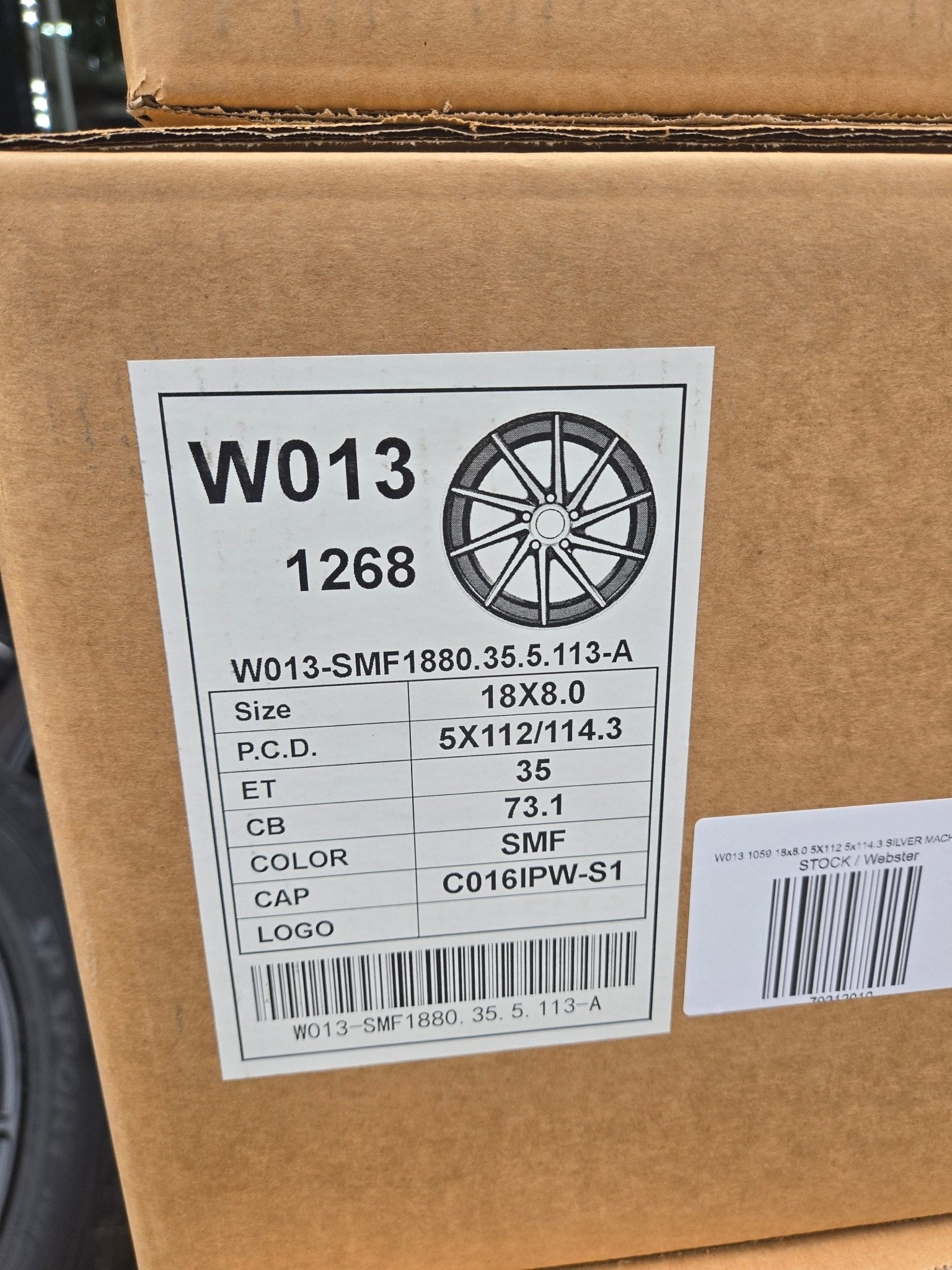 W013 1059 18x8.0 5X112 5x114.3 SILVER MACHINE FACE - Gun Hill Tire House (WTW - WHOLESALE TIRES & WHEELS)