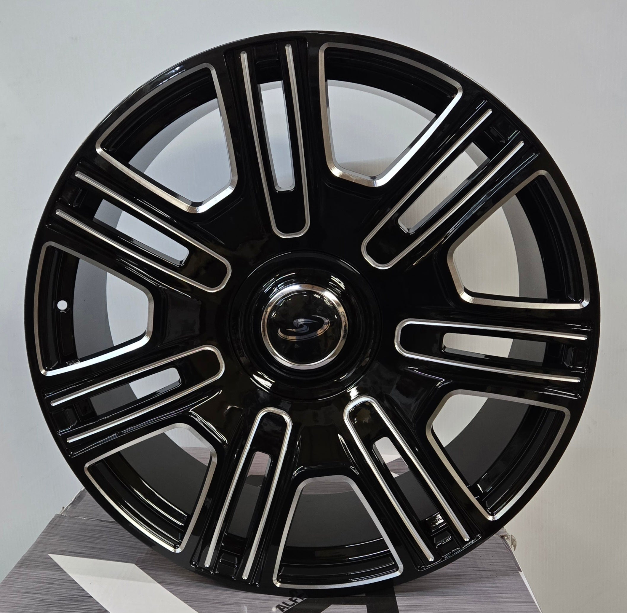 7064 OS FF - 2 24X10 6X135 6X139.7 PIANO BLACK FACE WITH FLOATING CAP - Gun Hill Tire House (WTW - WHOLESALE TIRES & WHEELS)