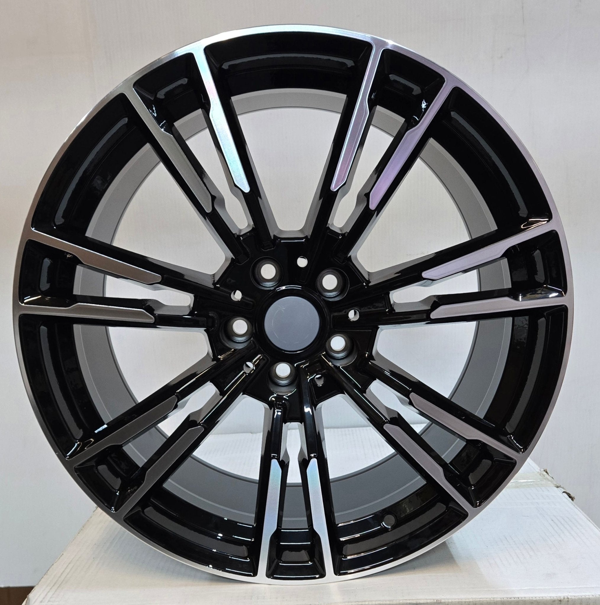 H3213F 19X8.5 5X112 PIANO BLACK MACHINED FECE - Gun Hill Tire House (WTW - WHOLESALE TIRES & WHEELS)