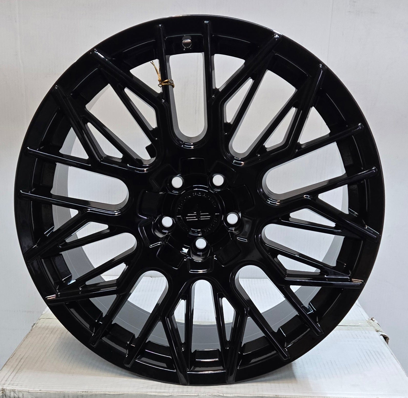 ROCK FORGE FF33 18X8.0 5X100 5X114.3 PIANO BLACK - Gun Hill Tire House (WTW - WHOLESALE TIRES & WHEELS)