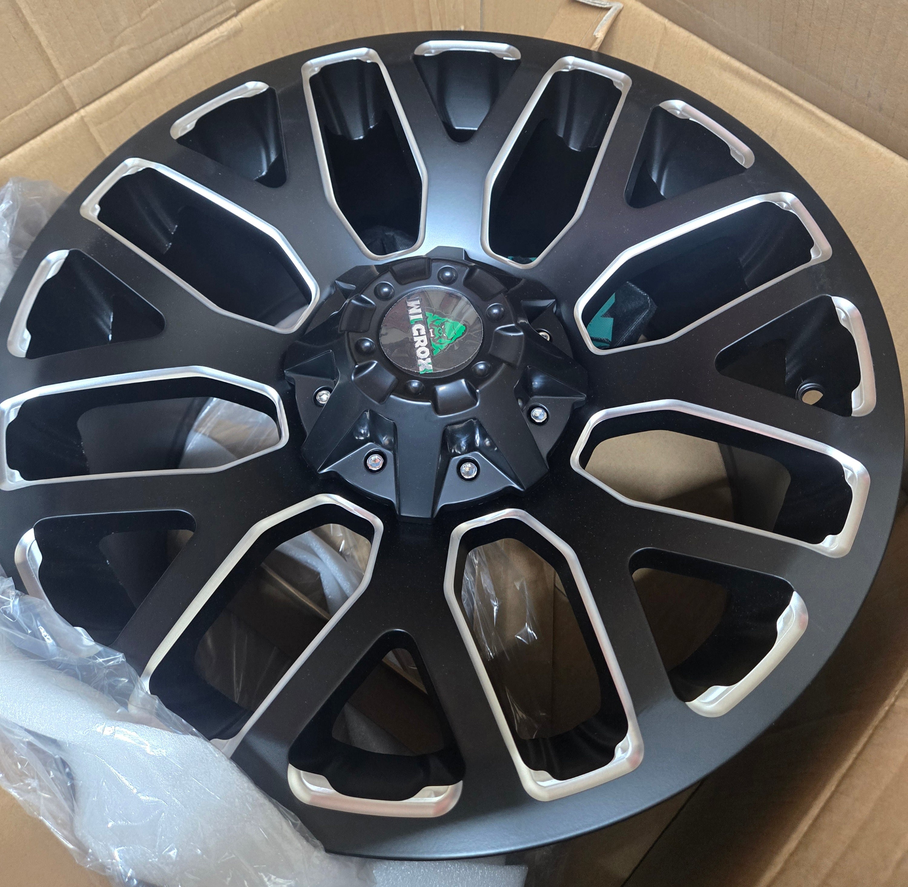 188104 18x9.0 6x139.7 MATT BLACK MILLING